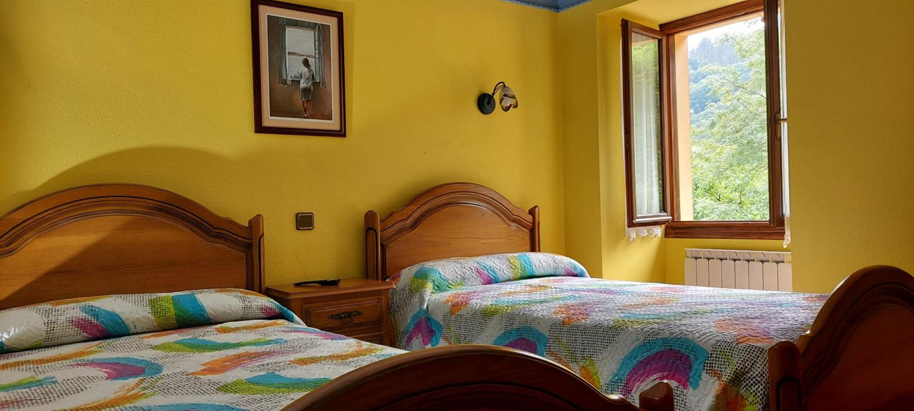 Standard Twin Room photo 3