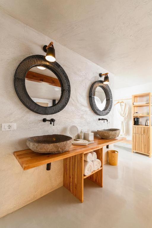 Apartment with Terrace photo 2