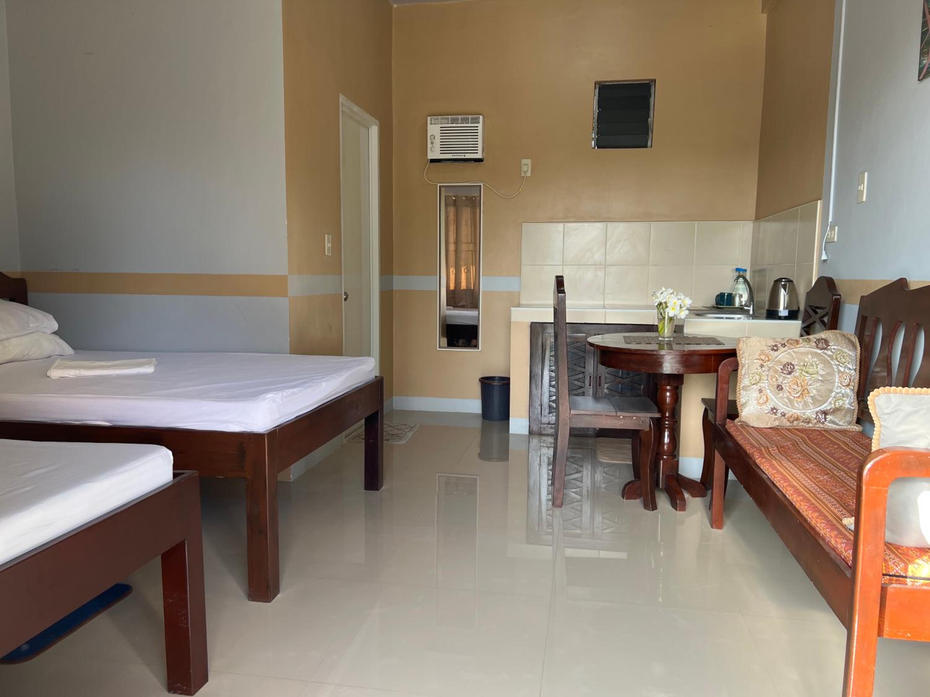 Deluxe Double Room - Photo 10