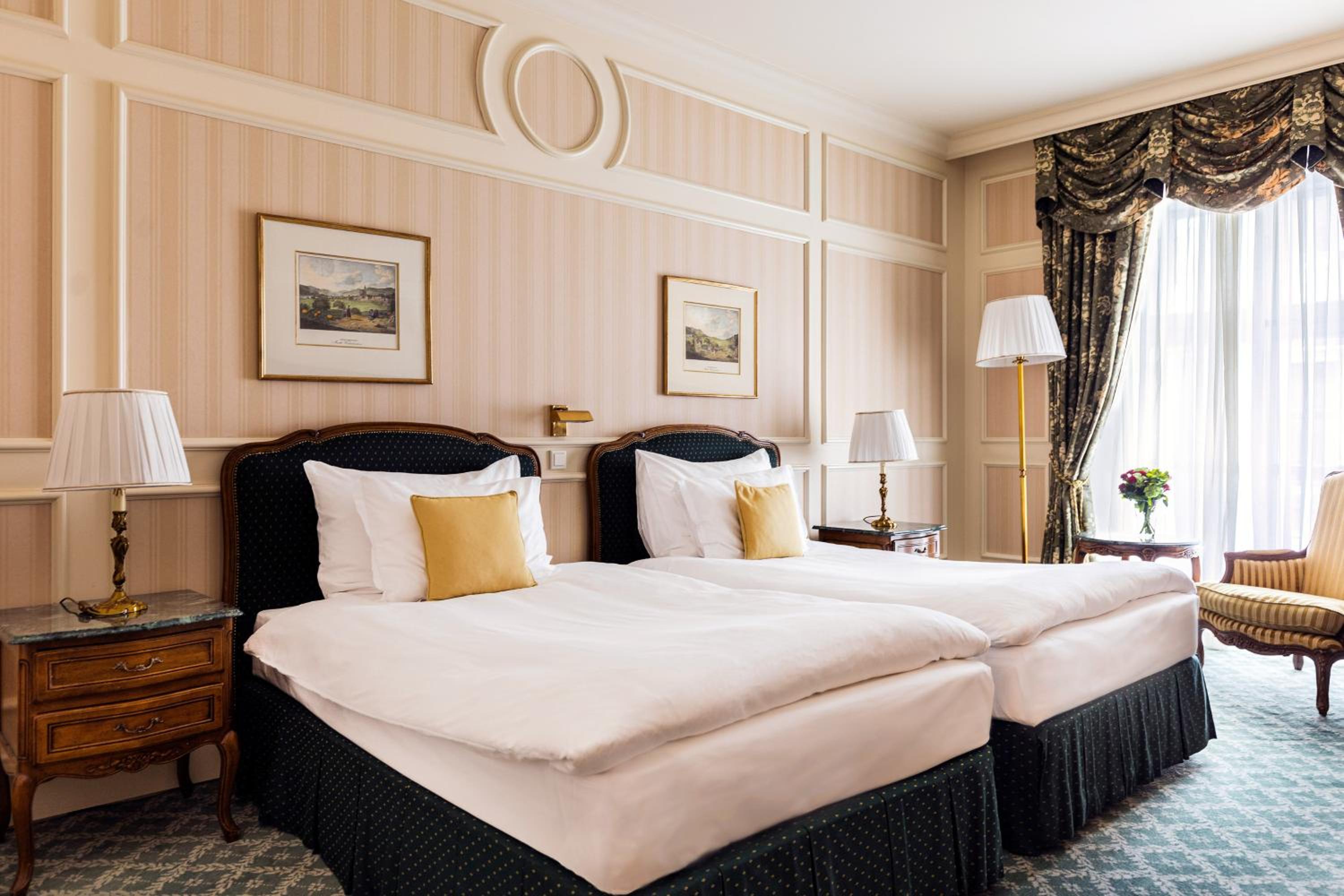 Premium Room - Photo 1