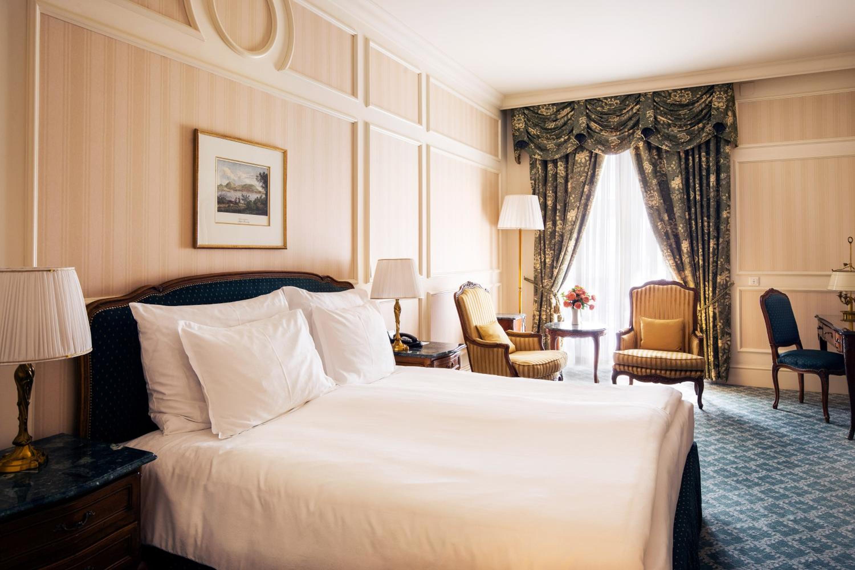 Premium Room - Photo 6