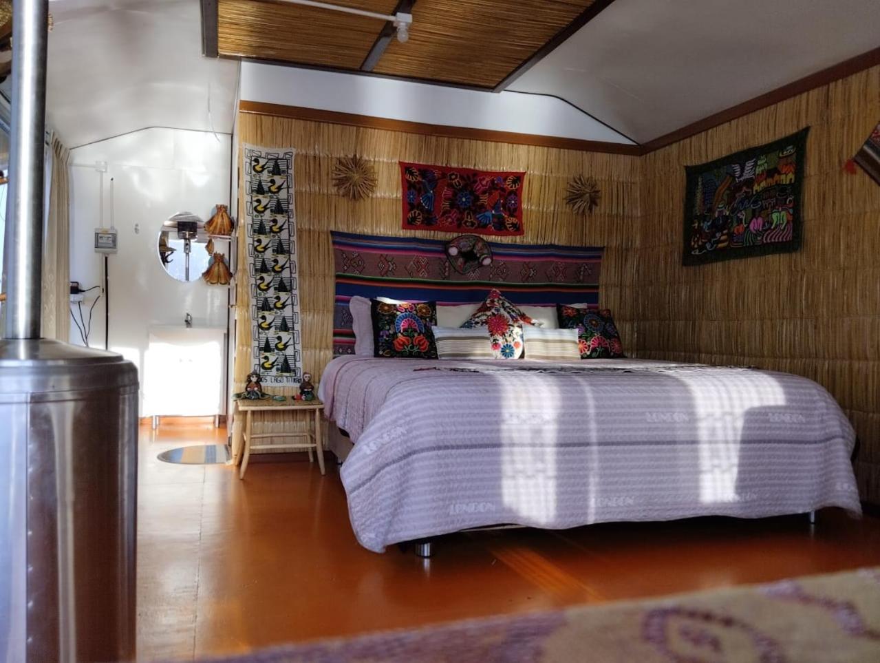 Suite with Lake View