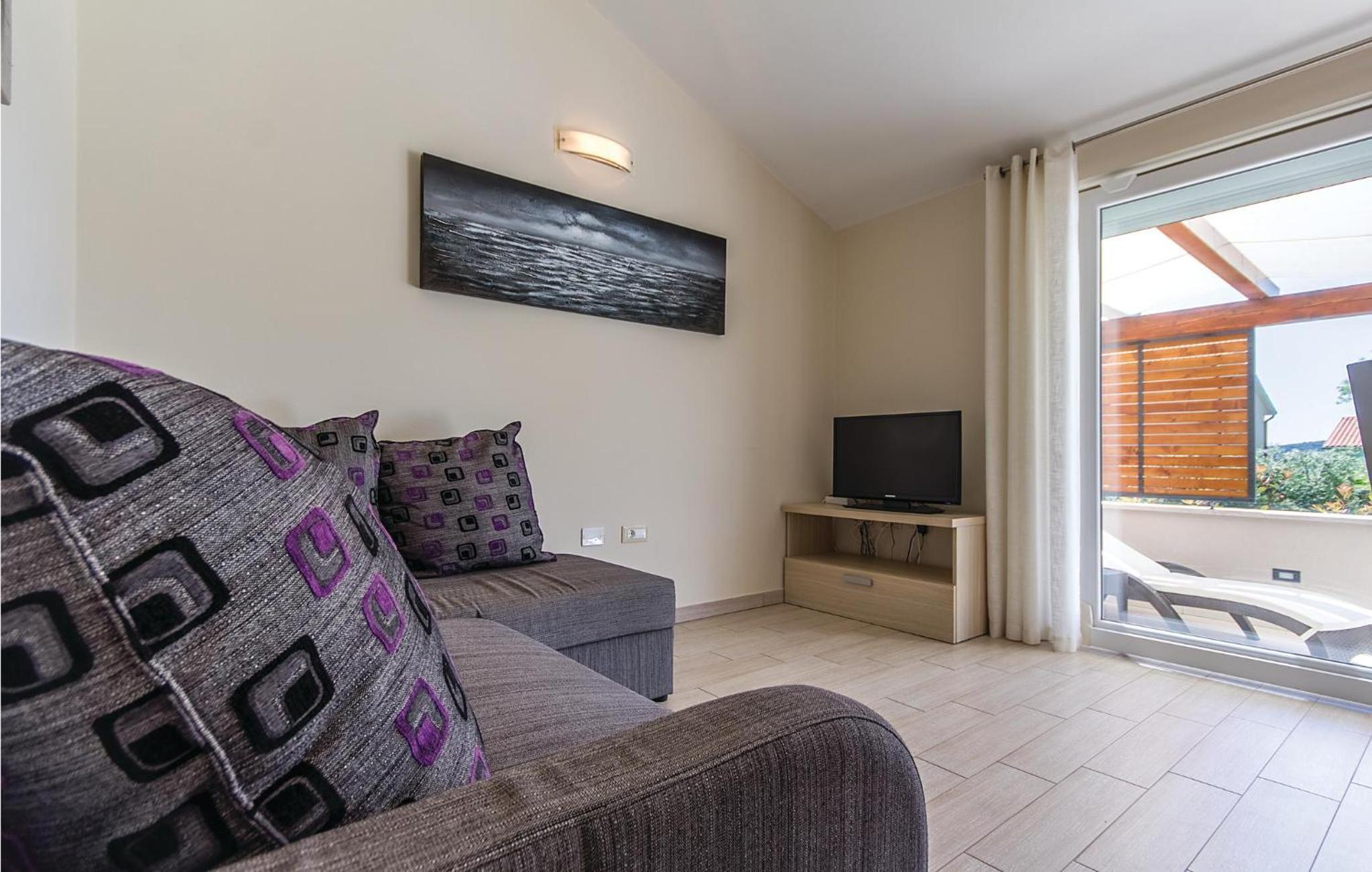 Two-Bedroom Holiday Home photo 1
