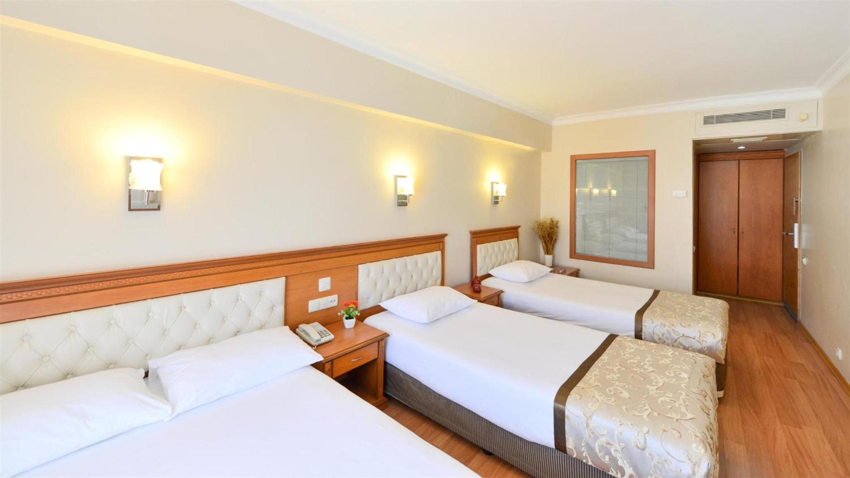 Standard Triple Room photo 1