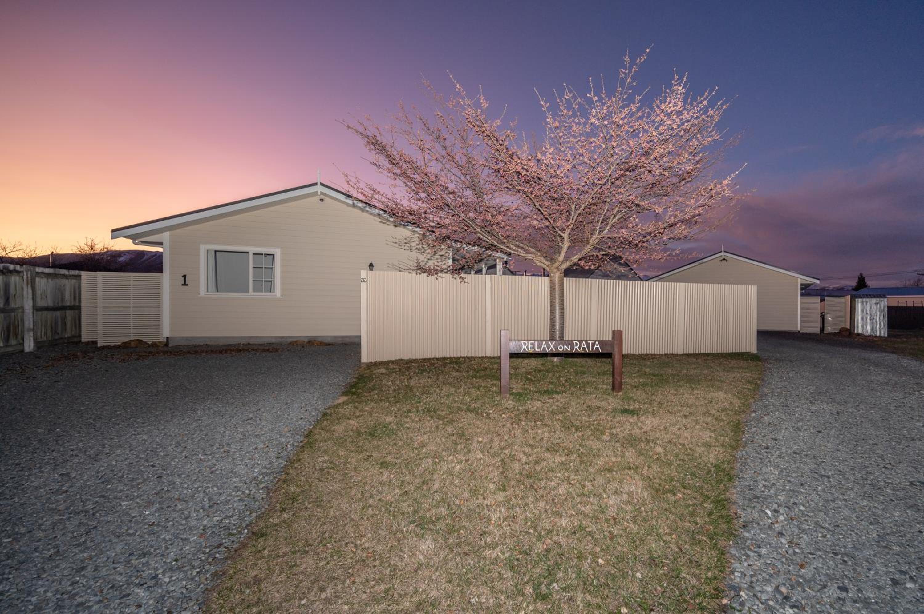 Three-Bedroom House - Photo 9
