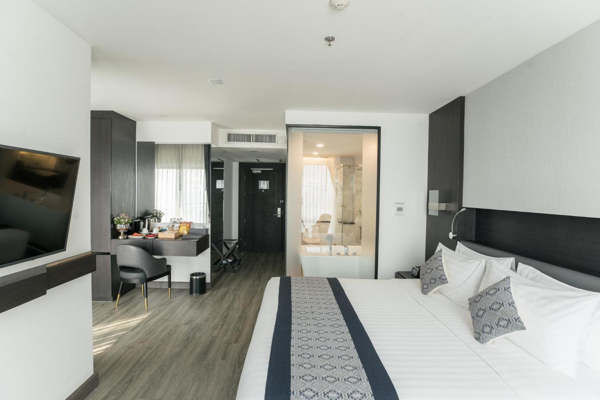 Executive King Room with River View - Non-Smoking - Photo 20