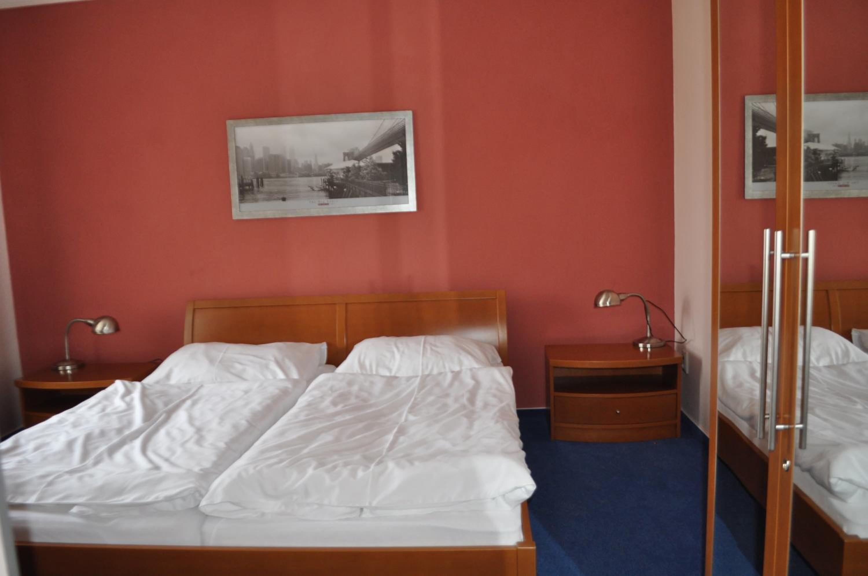 Standard Double Suite - Photo 2