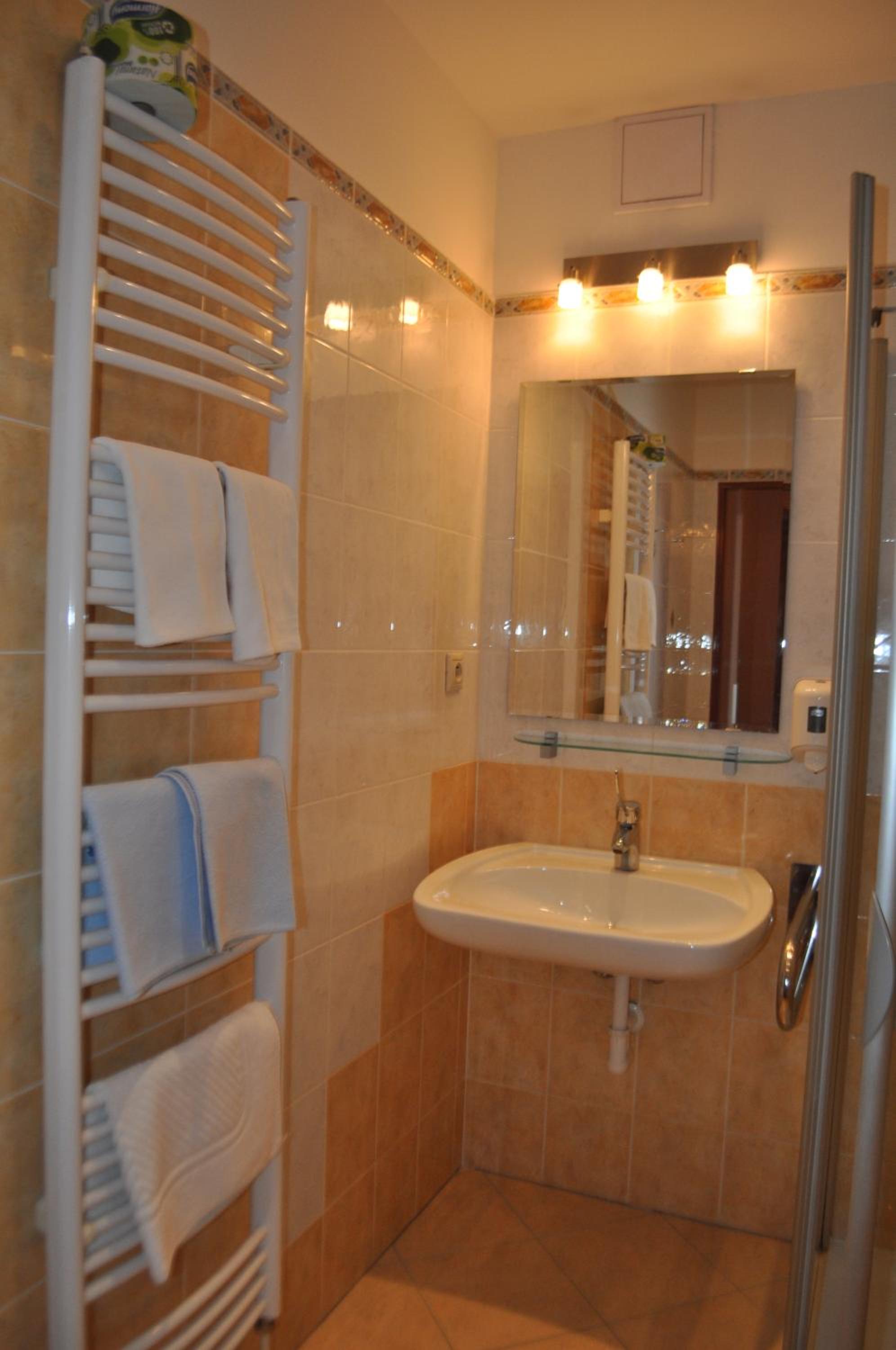Standard Double Suite - Photo 4