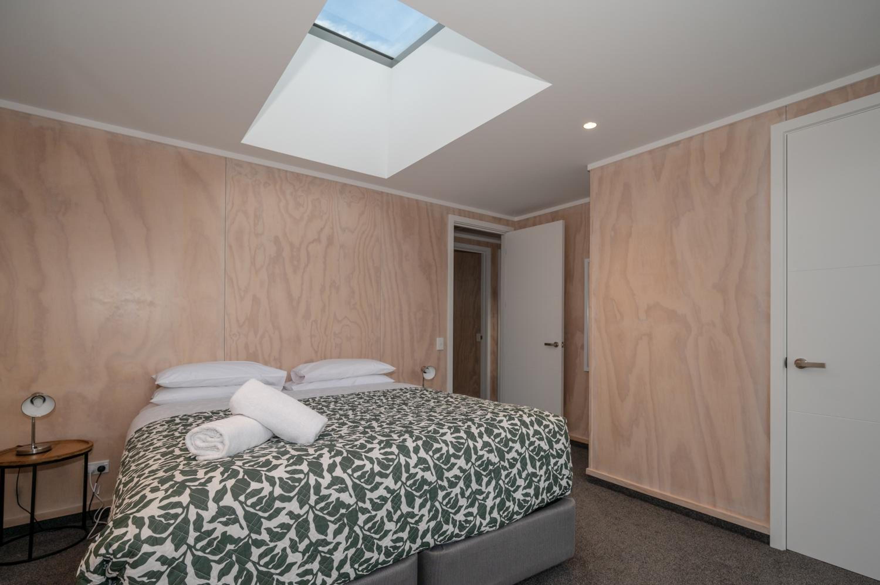 Two-Bedroom House - Photo 6
