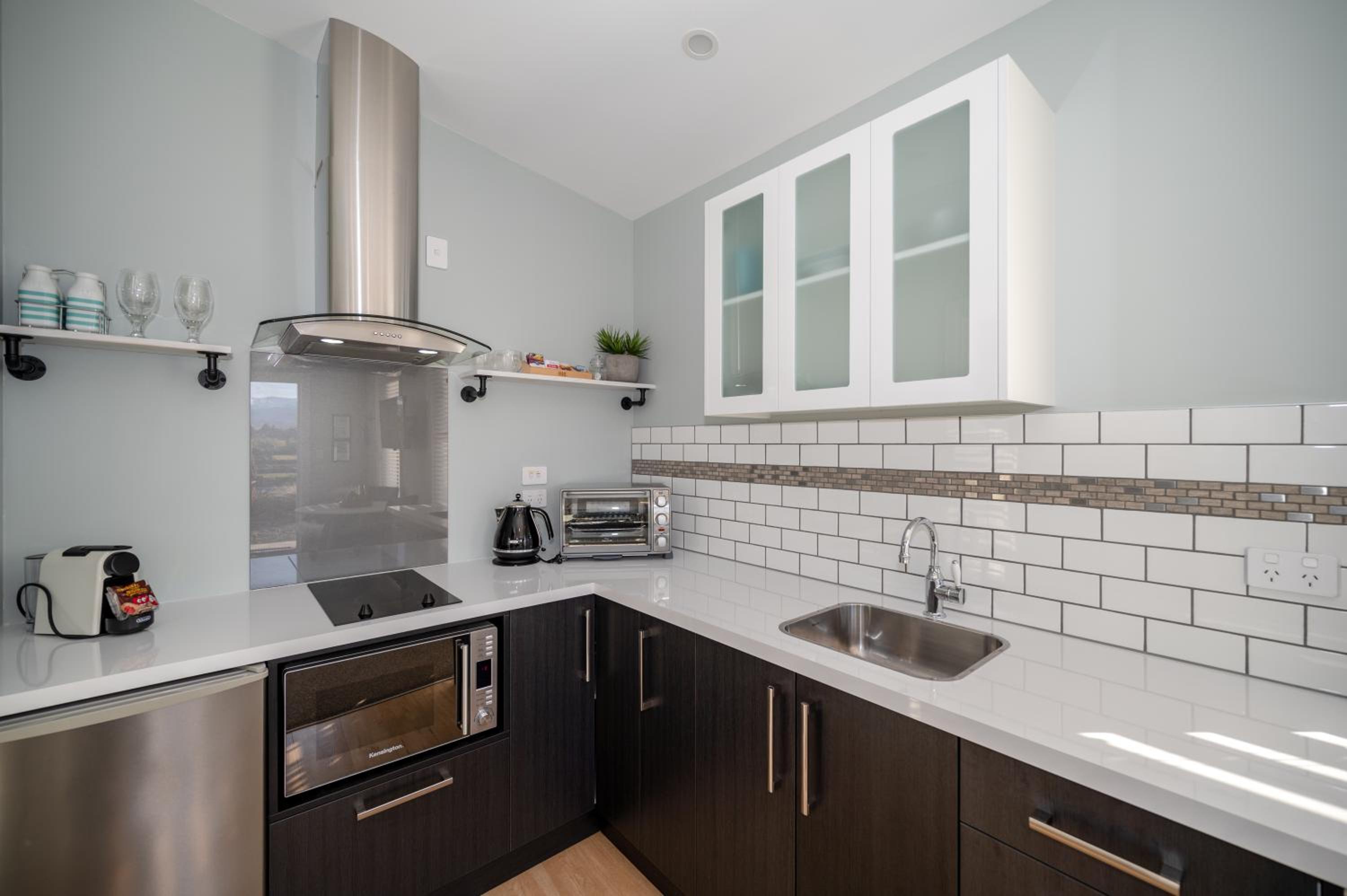 One-Bedroom House - Photo 11