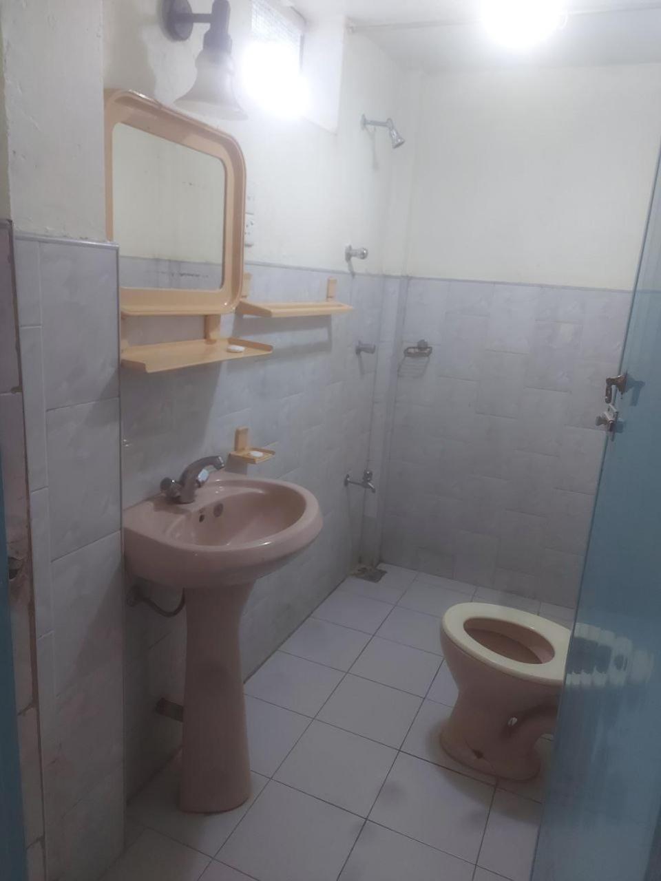 4-Bed Mixed Dormitory Room photo 3