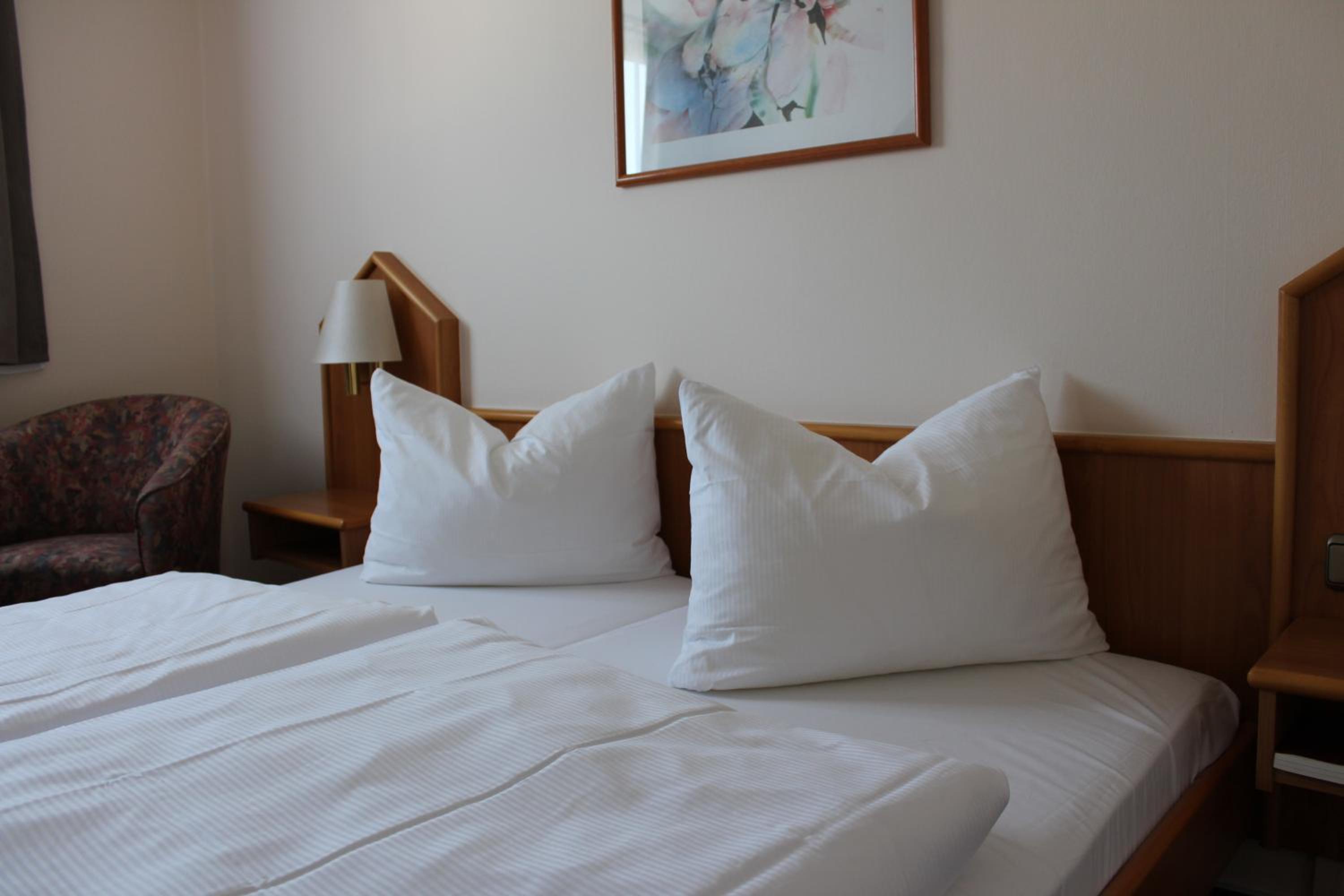 Double Room - Photo 2