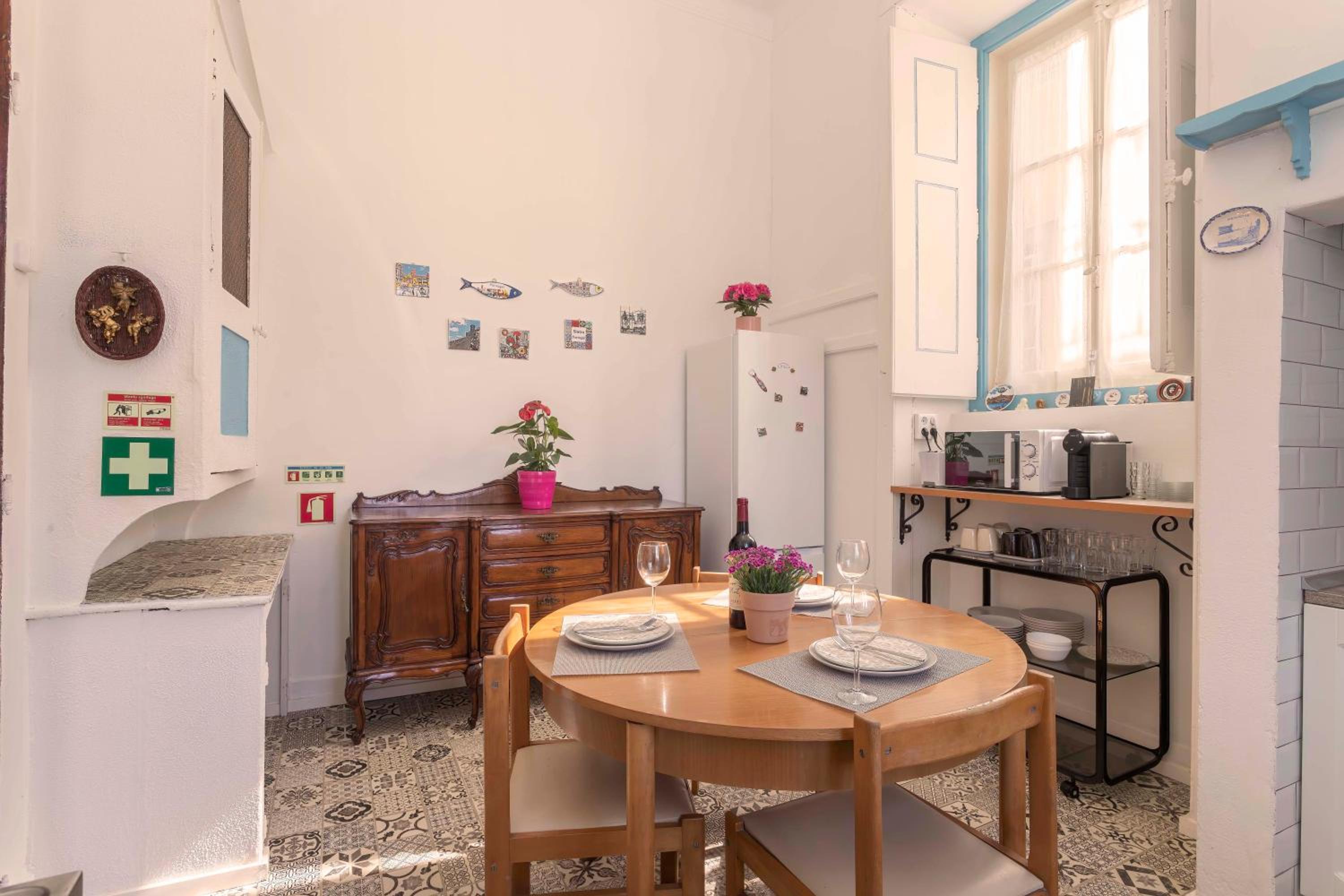 Double or Twin Room with Shared Bathroom photo 3