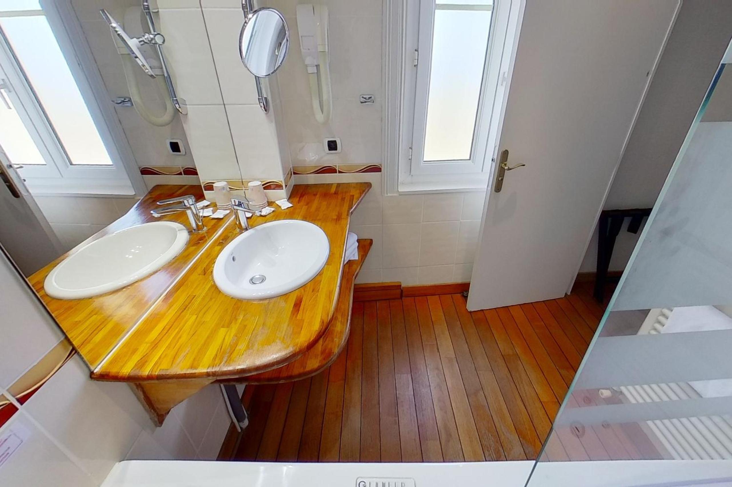 Superior Room with Sea View (2 people) photo 3