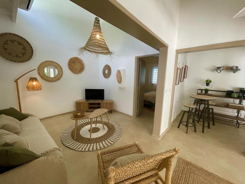 One-Bedroom House photo 1