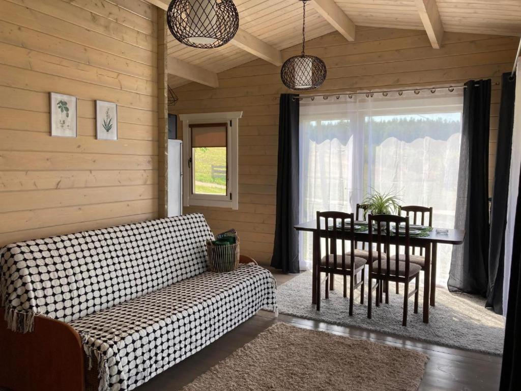 Family Room with Lake View photo 1