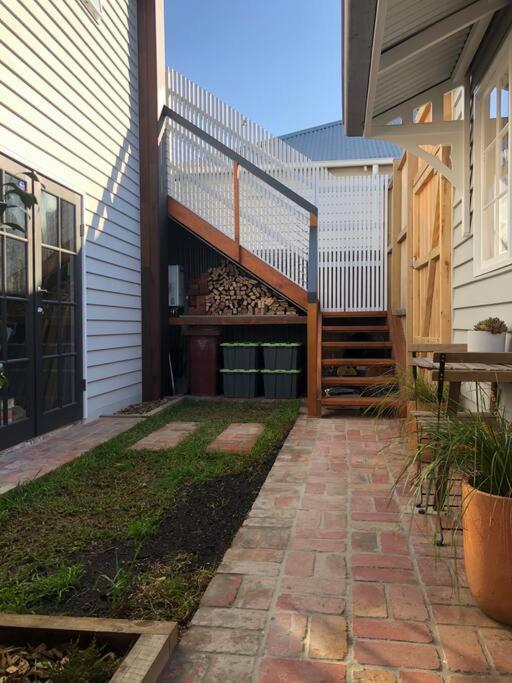 Studio with Balcony photo 2