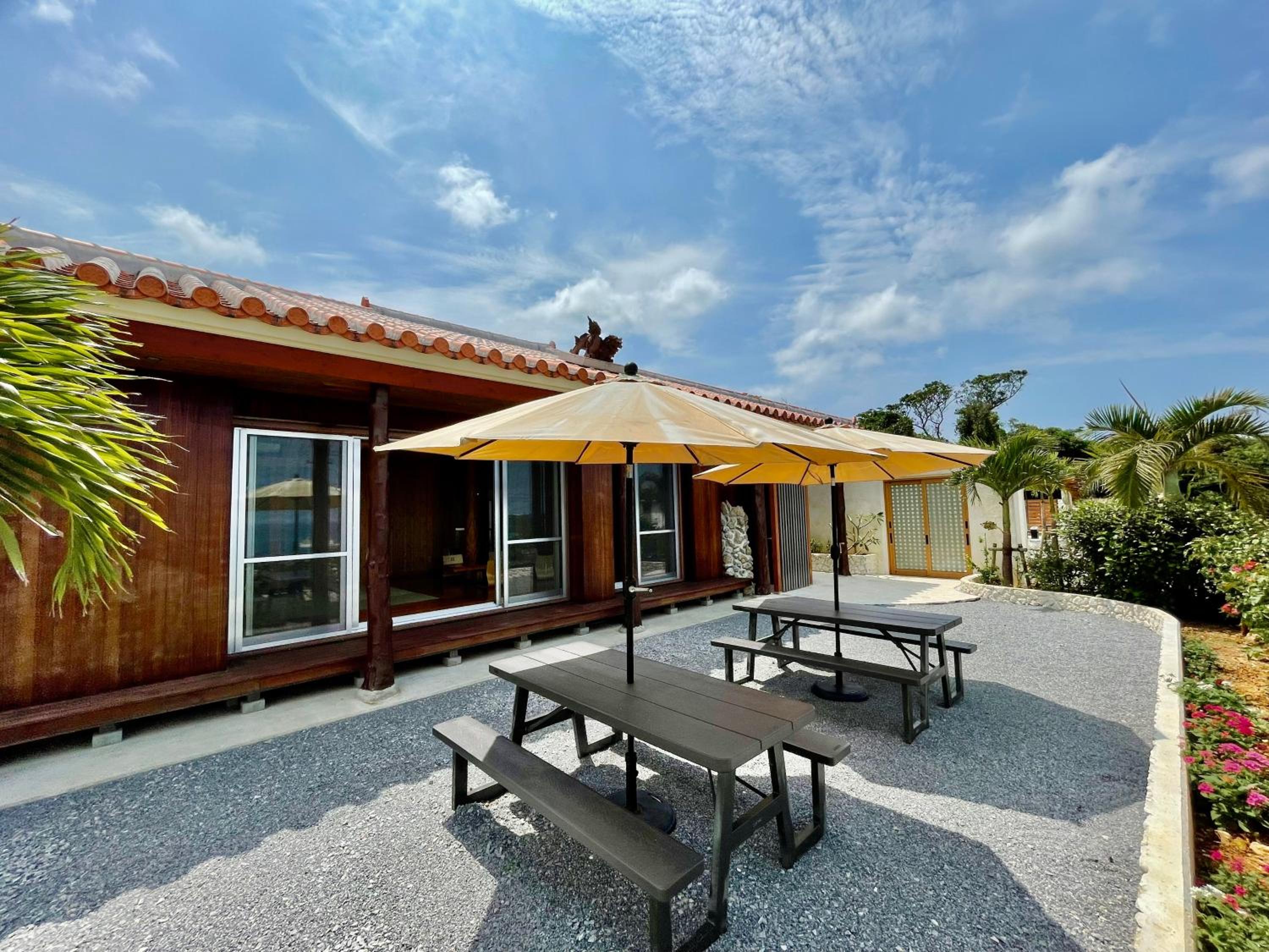 Villa with Sea View - Photo 54