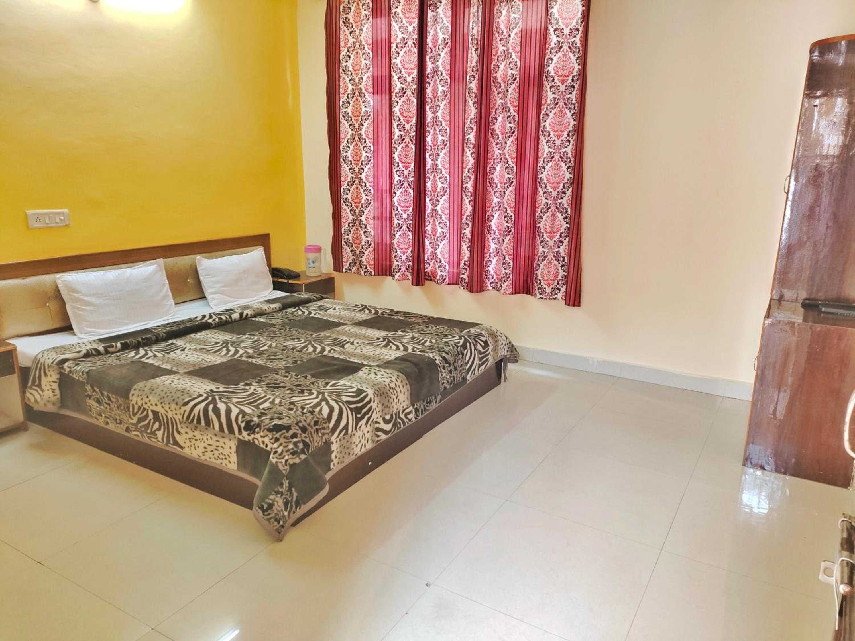 Deluxe Triple Room photo 2