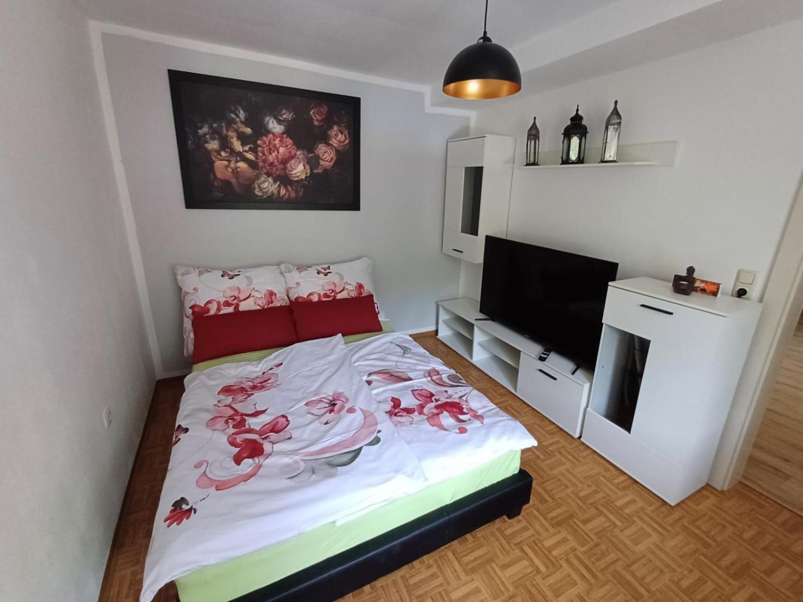 One-Bedroom Apartment photo 3