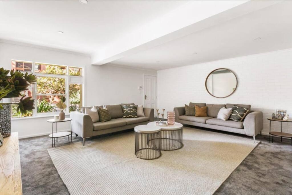Four-Bedroom House photo 1