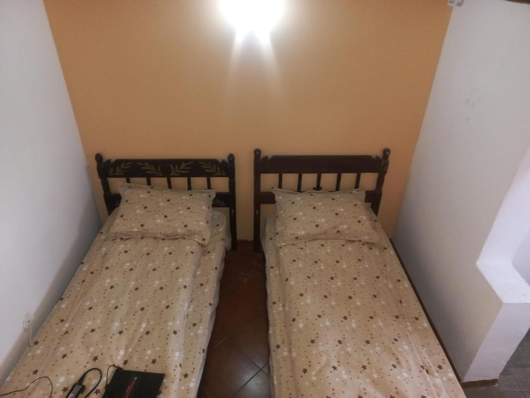 Double or Twin Room with Private Bathroom photo 3