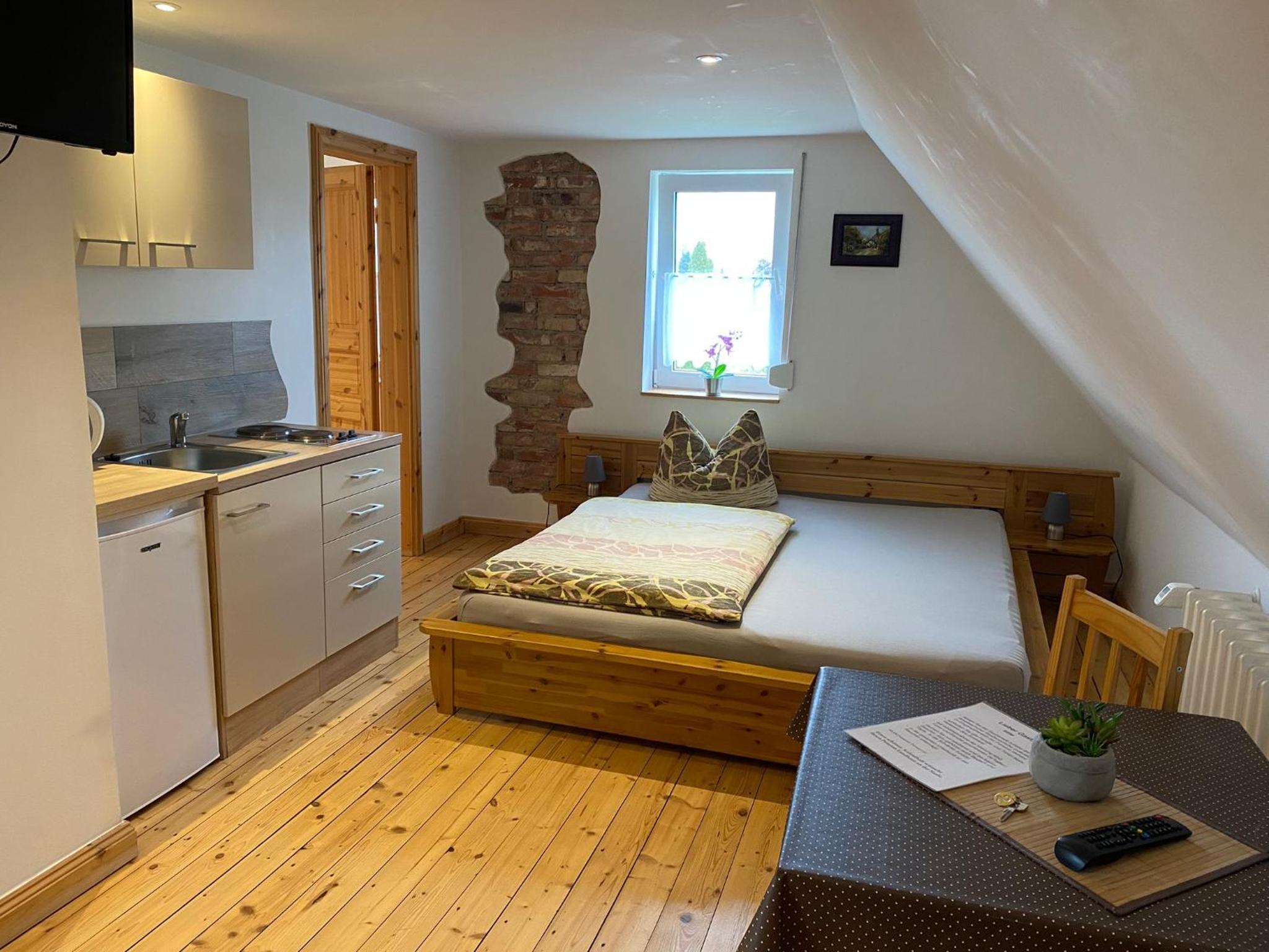 Double Room with Private Bathroom photo 1