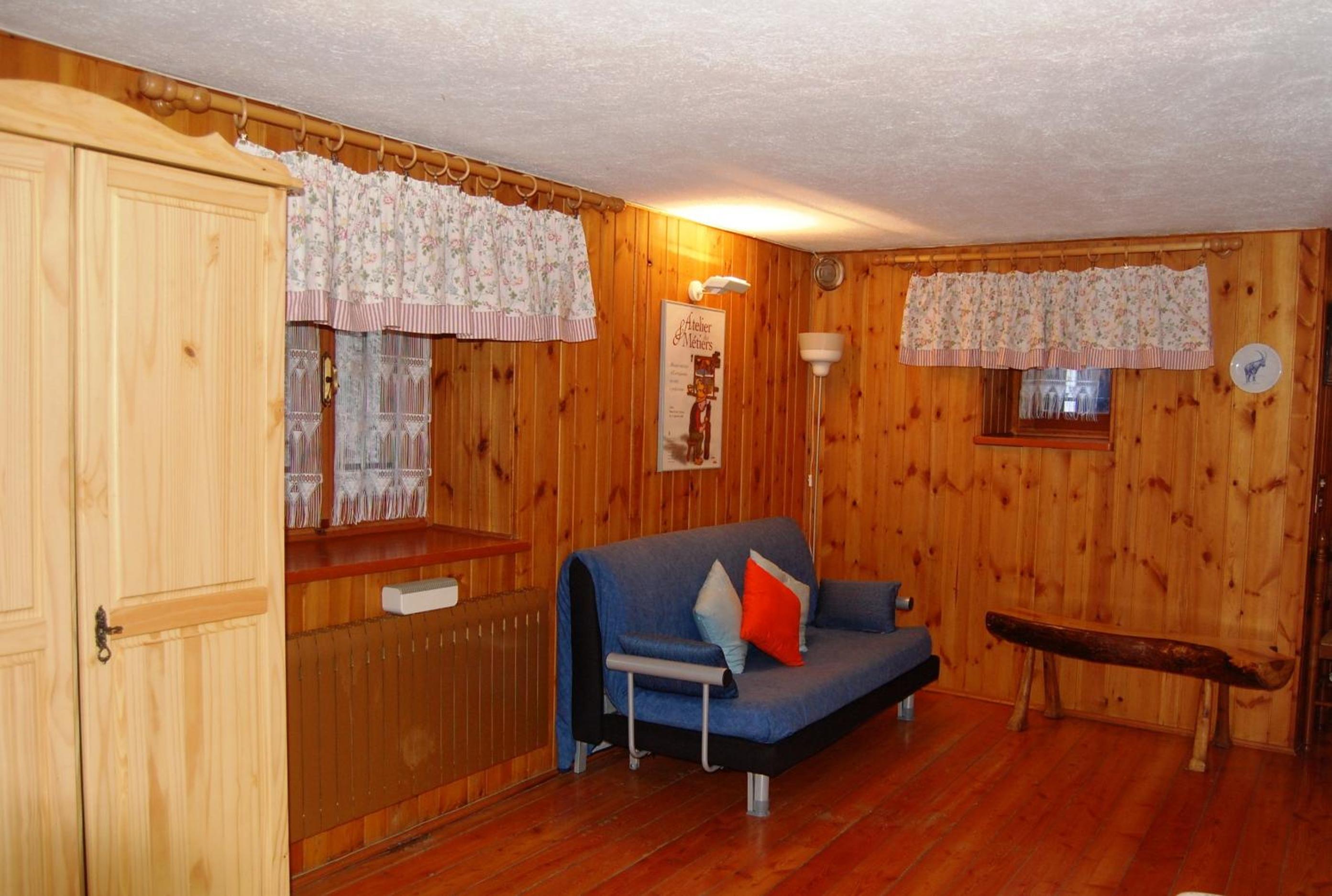 Two-Bedroom Apartment (6 Adults) - Annex photo 1