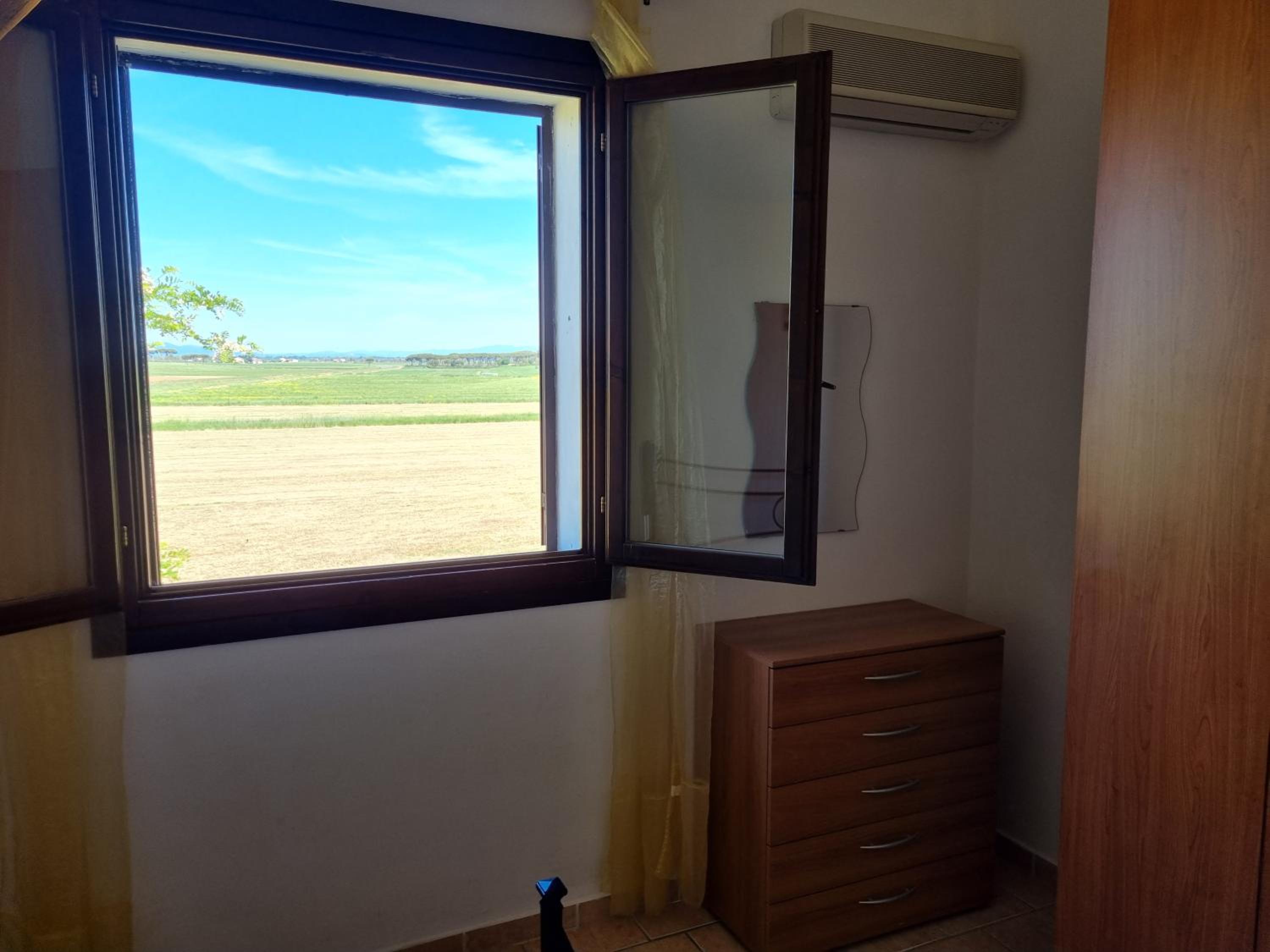 Deluxe Room (2 Adults + 1 Child) photo 2