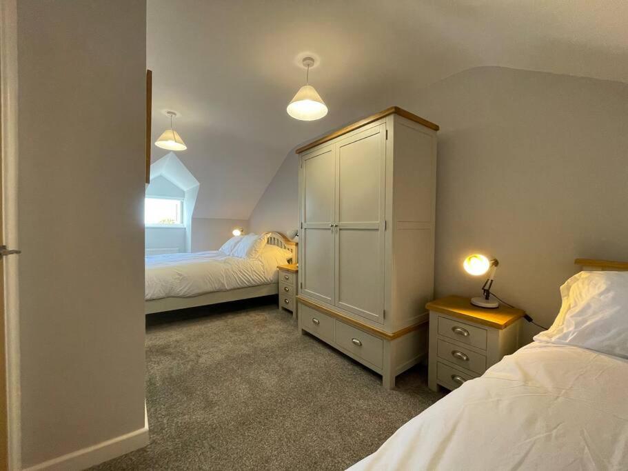 Four-Bedroom House photo 2