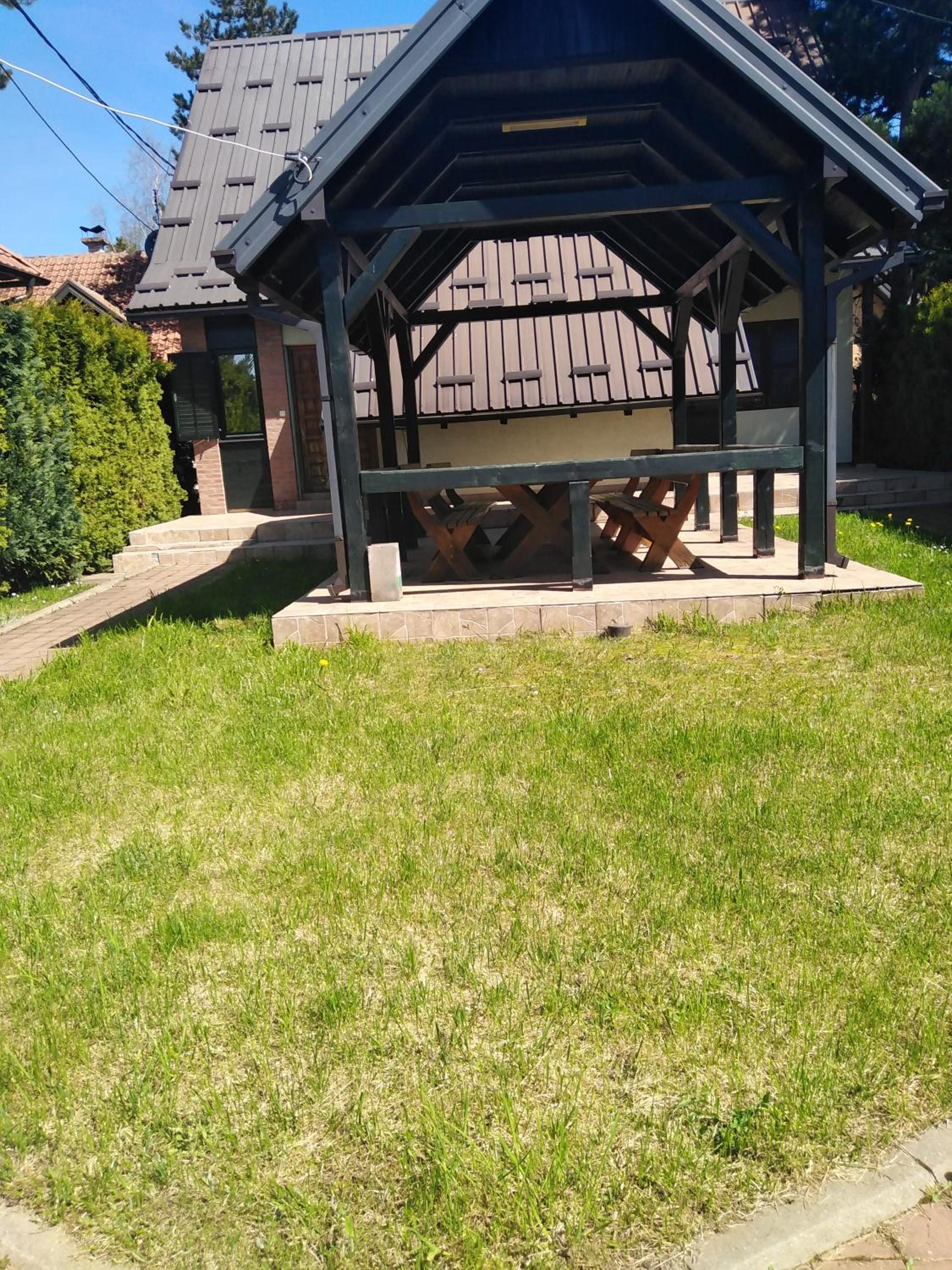 Four-Bedroom House photo 2