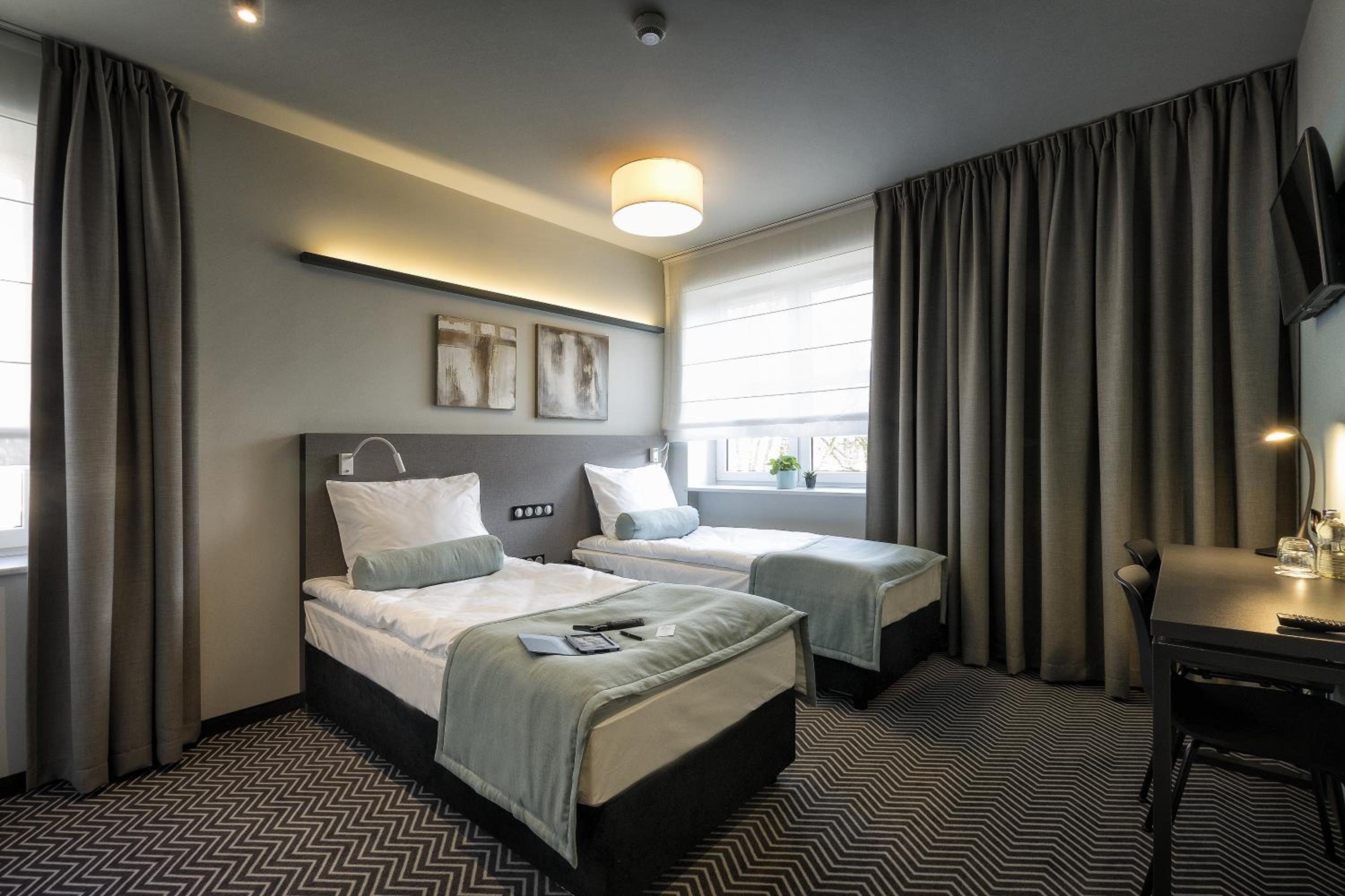 Standard Twin/Double Room photo 2