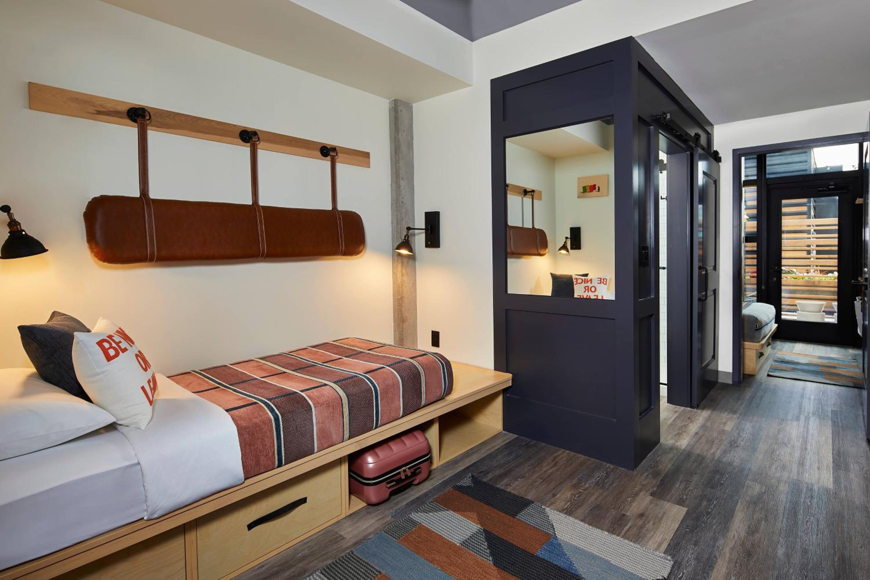 Two-Bedroom Suite with One Queen Bed, Day Bed and Private Terrace