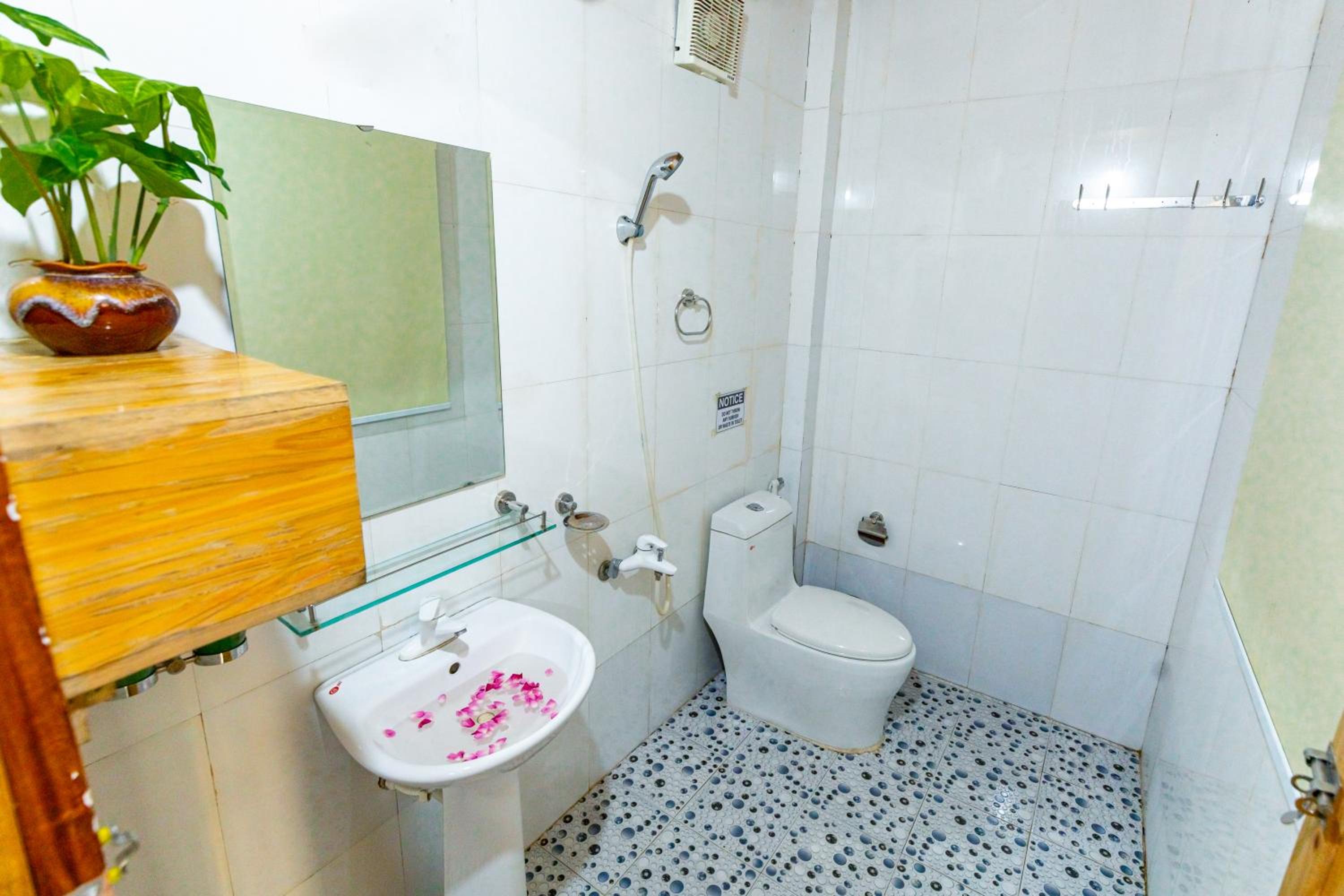 Triple Room with Garden View photo 2
