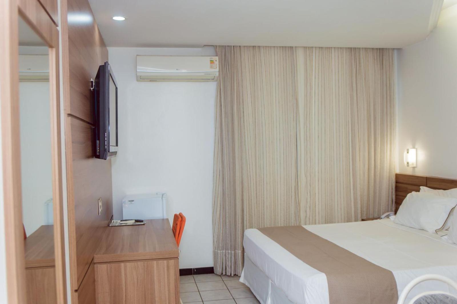 Standard Double or Twin Room - Photo 4