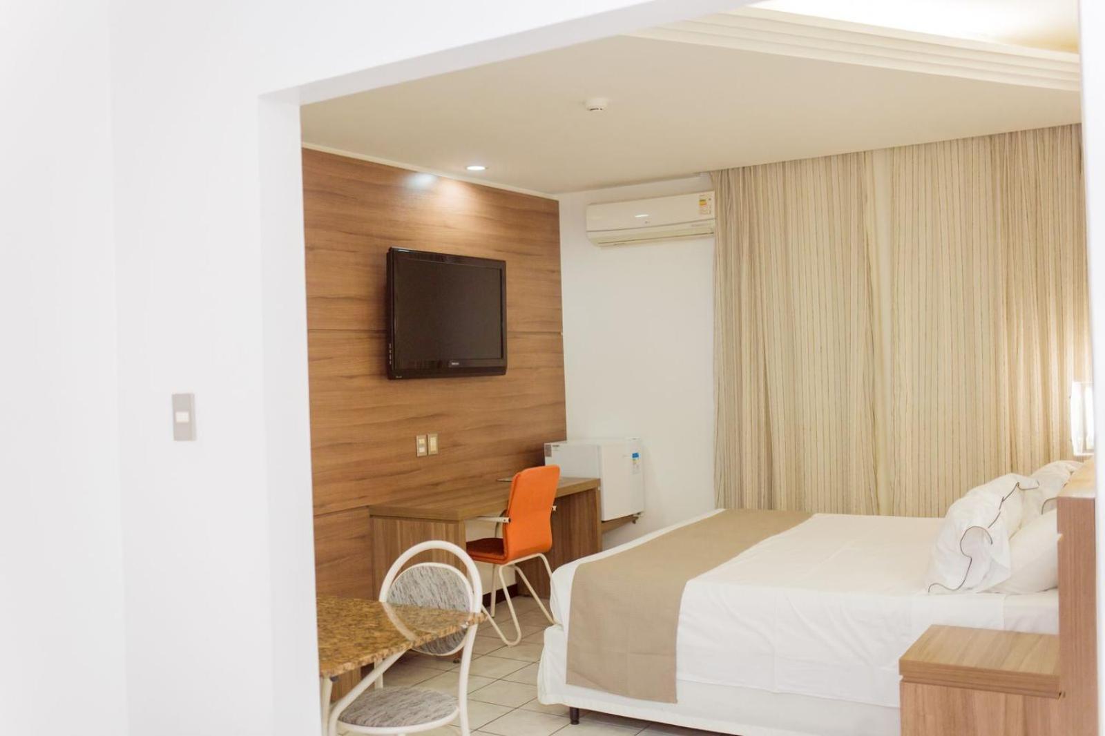 Standard Double or Twin Room - Photo 5