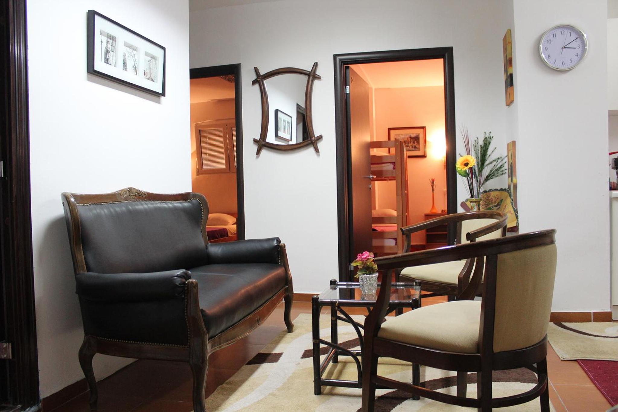 Quadruple Room with Shared Bathroom photo 2