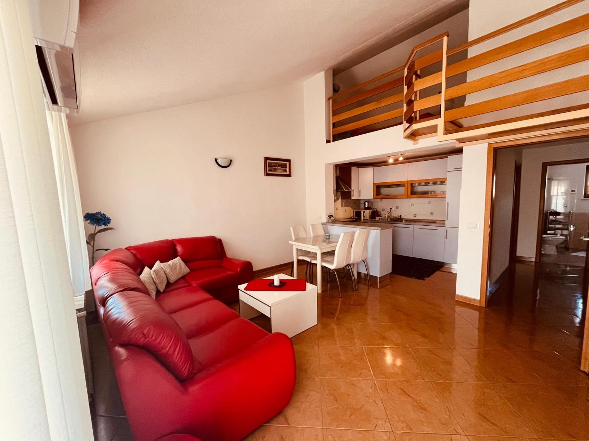 Apartment with Garden View