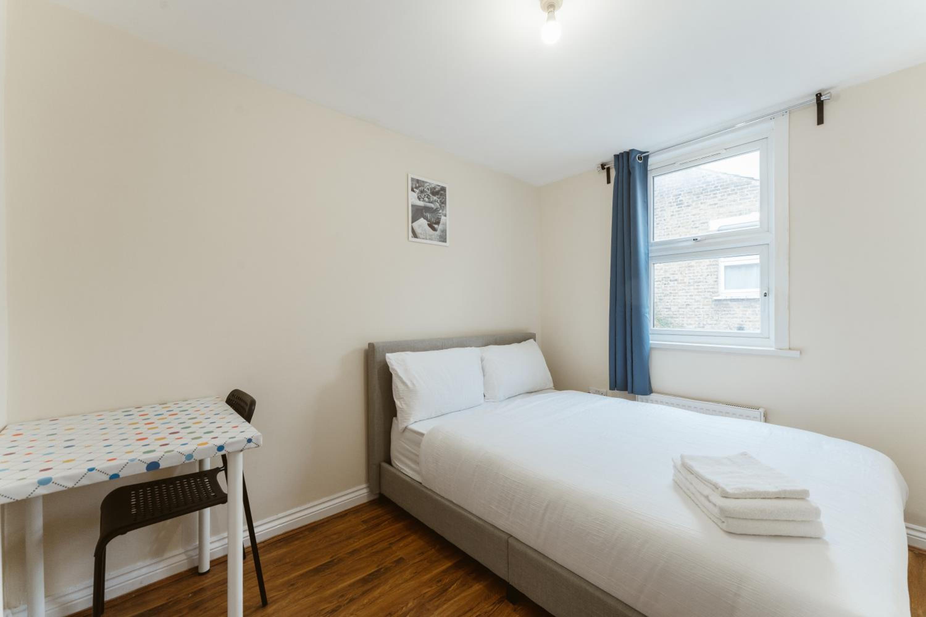 Double Room with Shared Bathroom (Room 1) photo 1