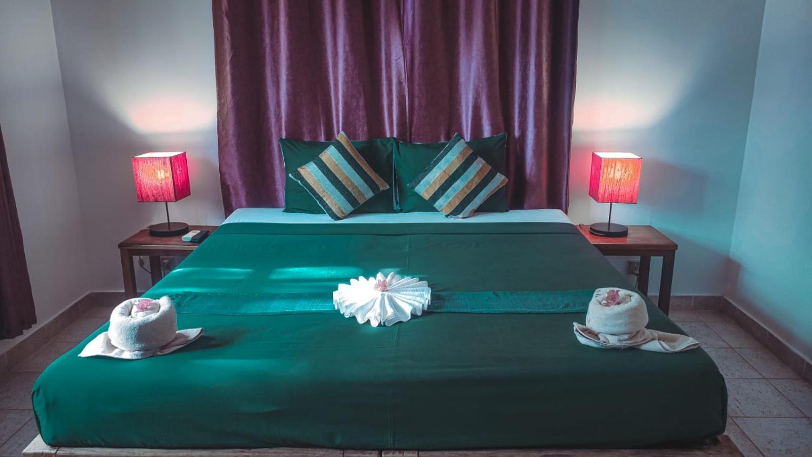 Standard Double or Twin Room - Photo 1