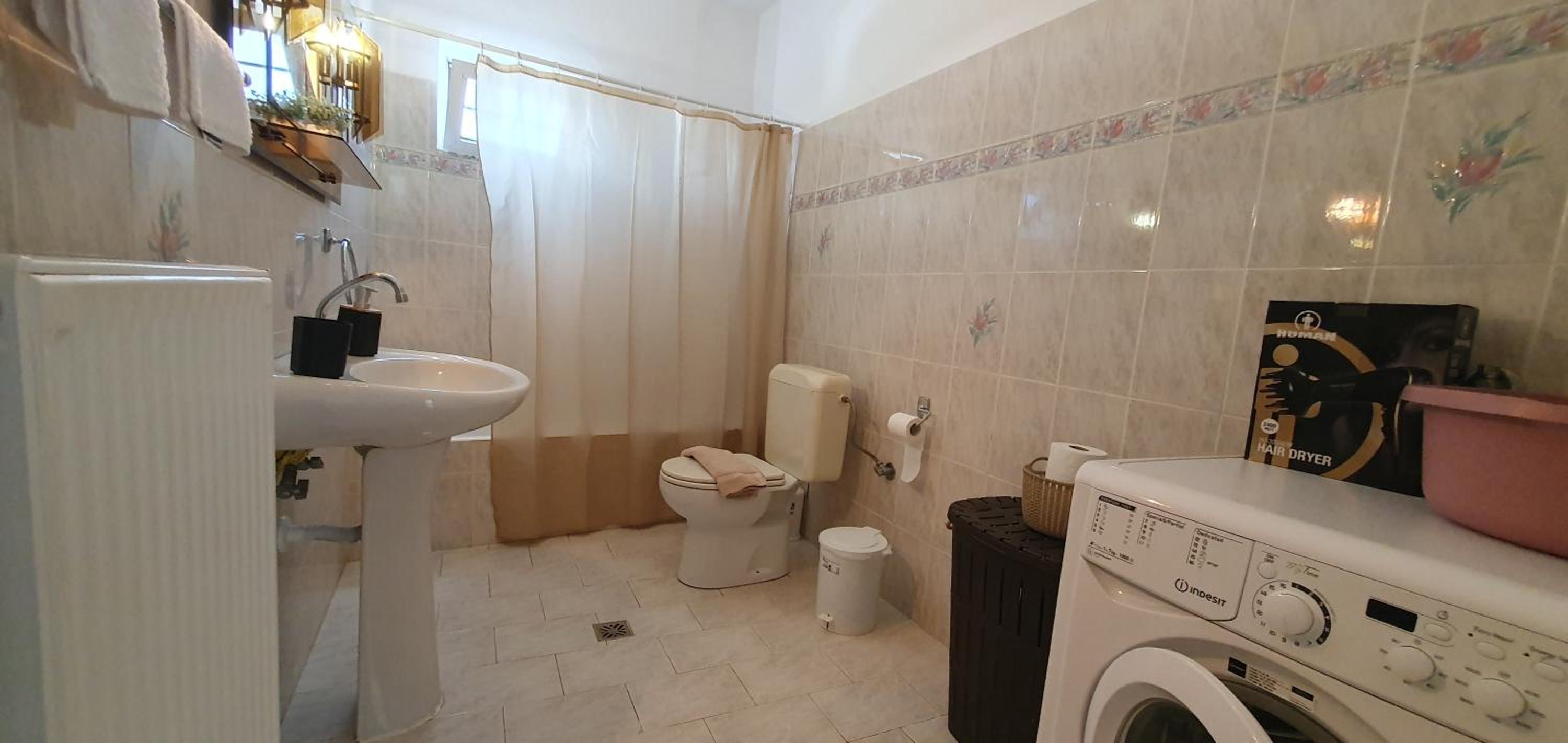 Two-Bedroom Apartment photo 2