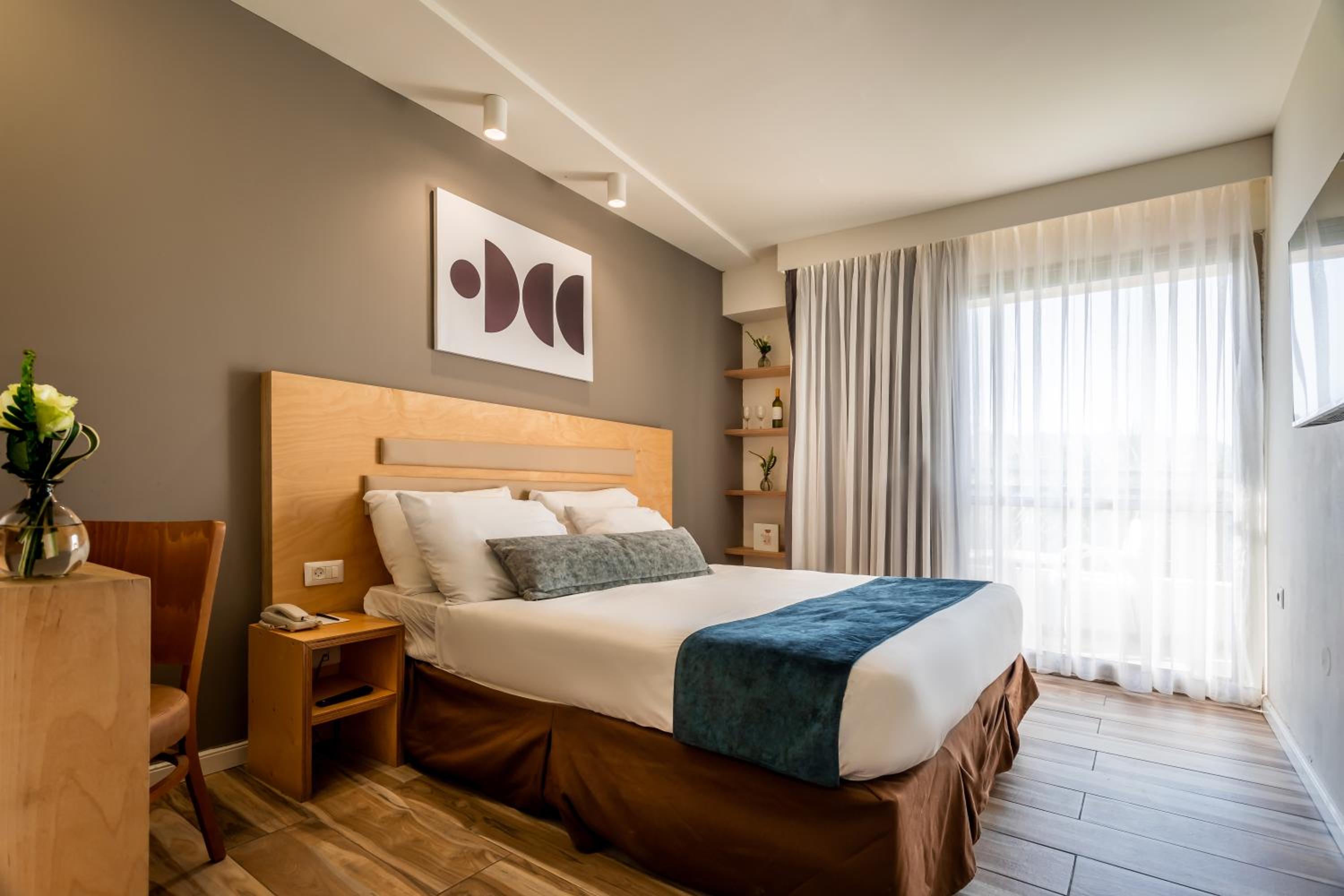Classic Double Or Twin Room With Pool View photo 1