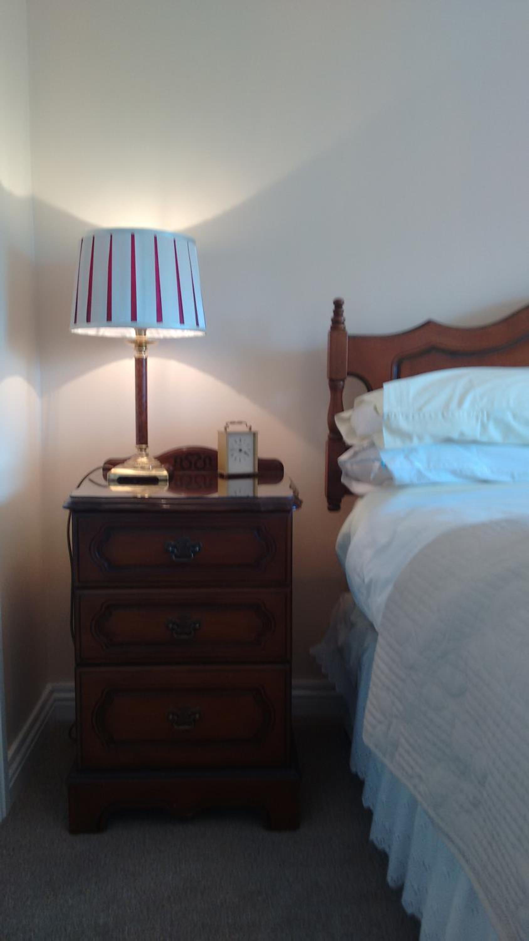 Triple Room with Private Bathroom - Photo 11