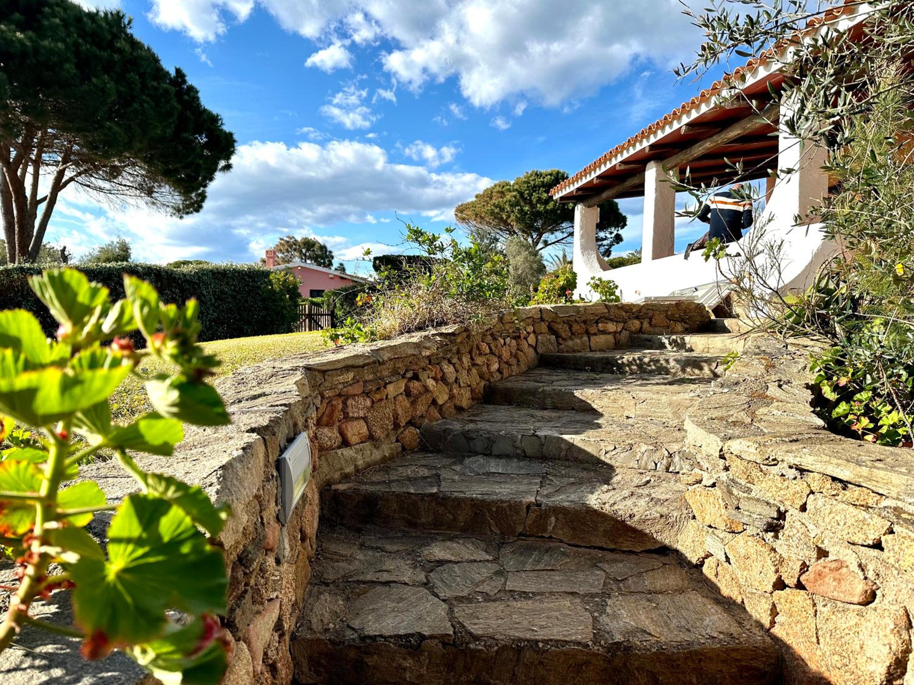 Villa photo 2