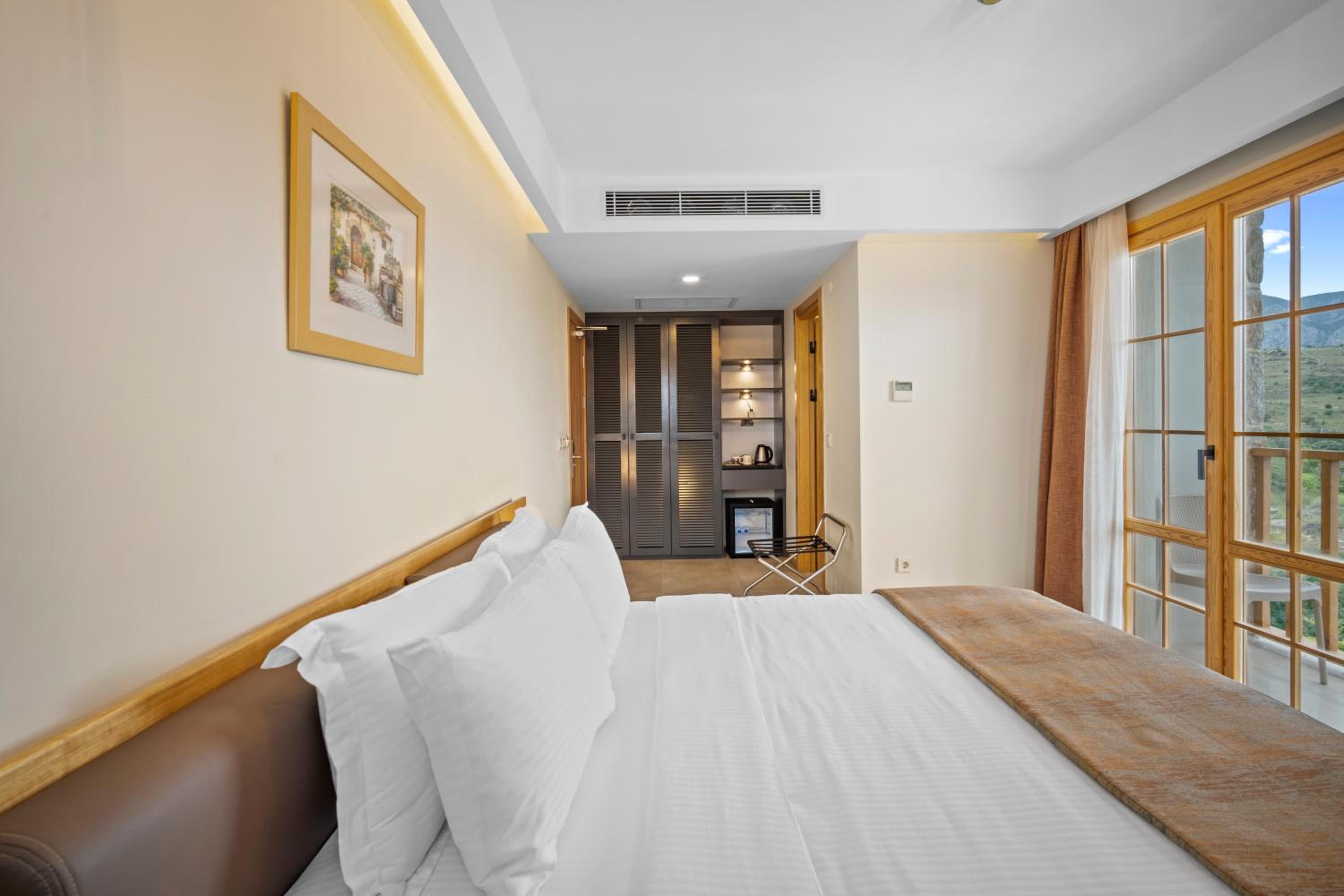 Standard Double Room - Photo 1