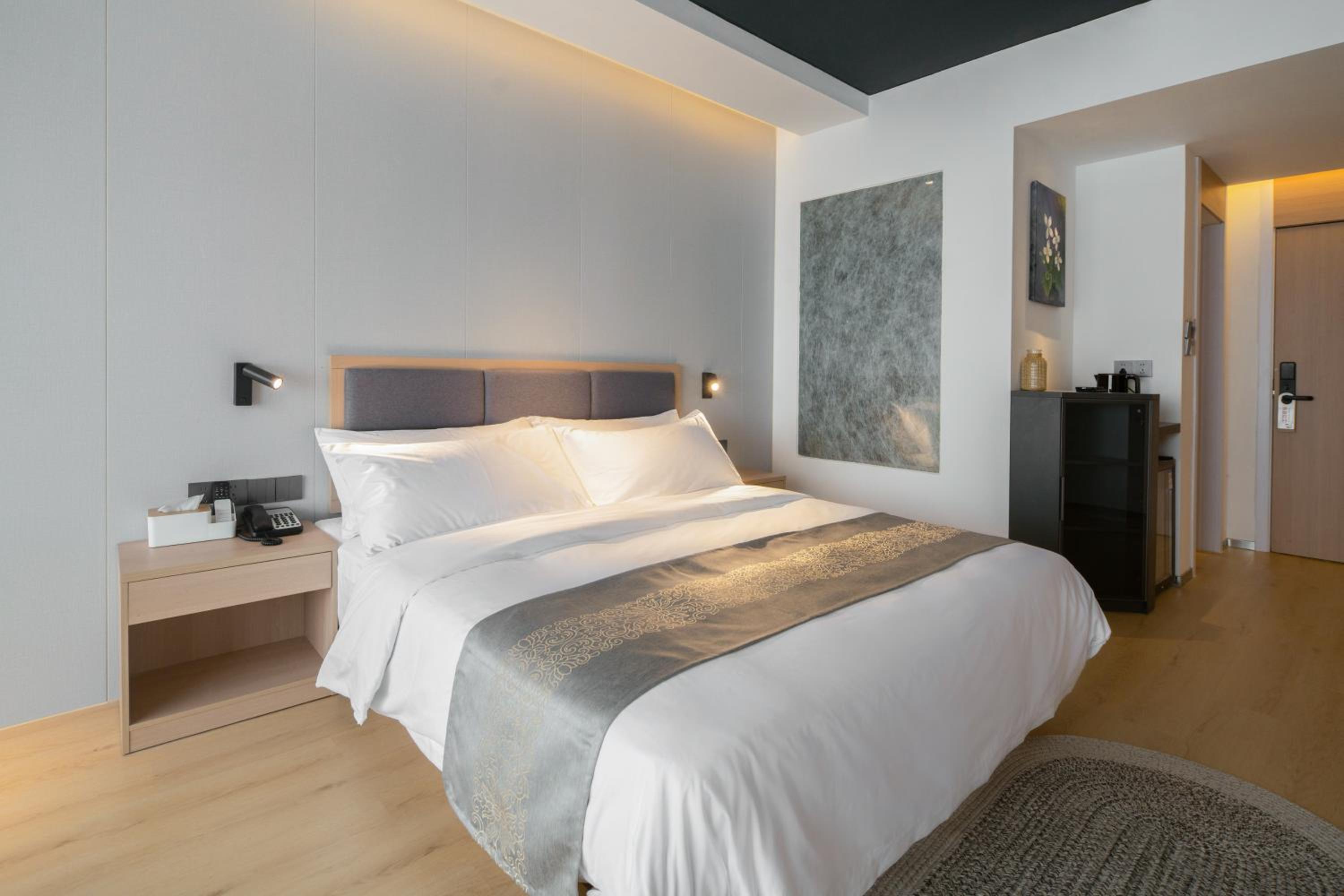 Deluxe Double Room With Shower photo 1