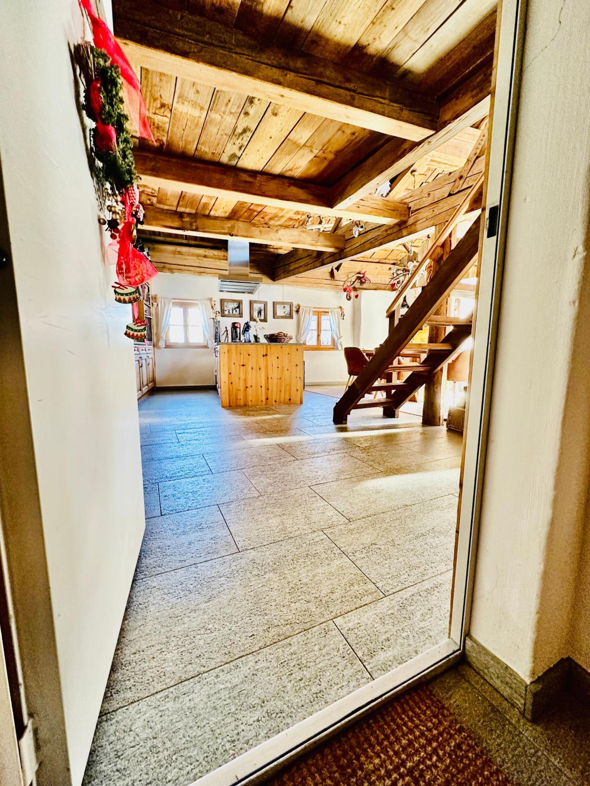 Apartment - Split Level photo 1