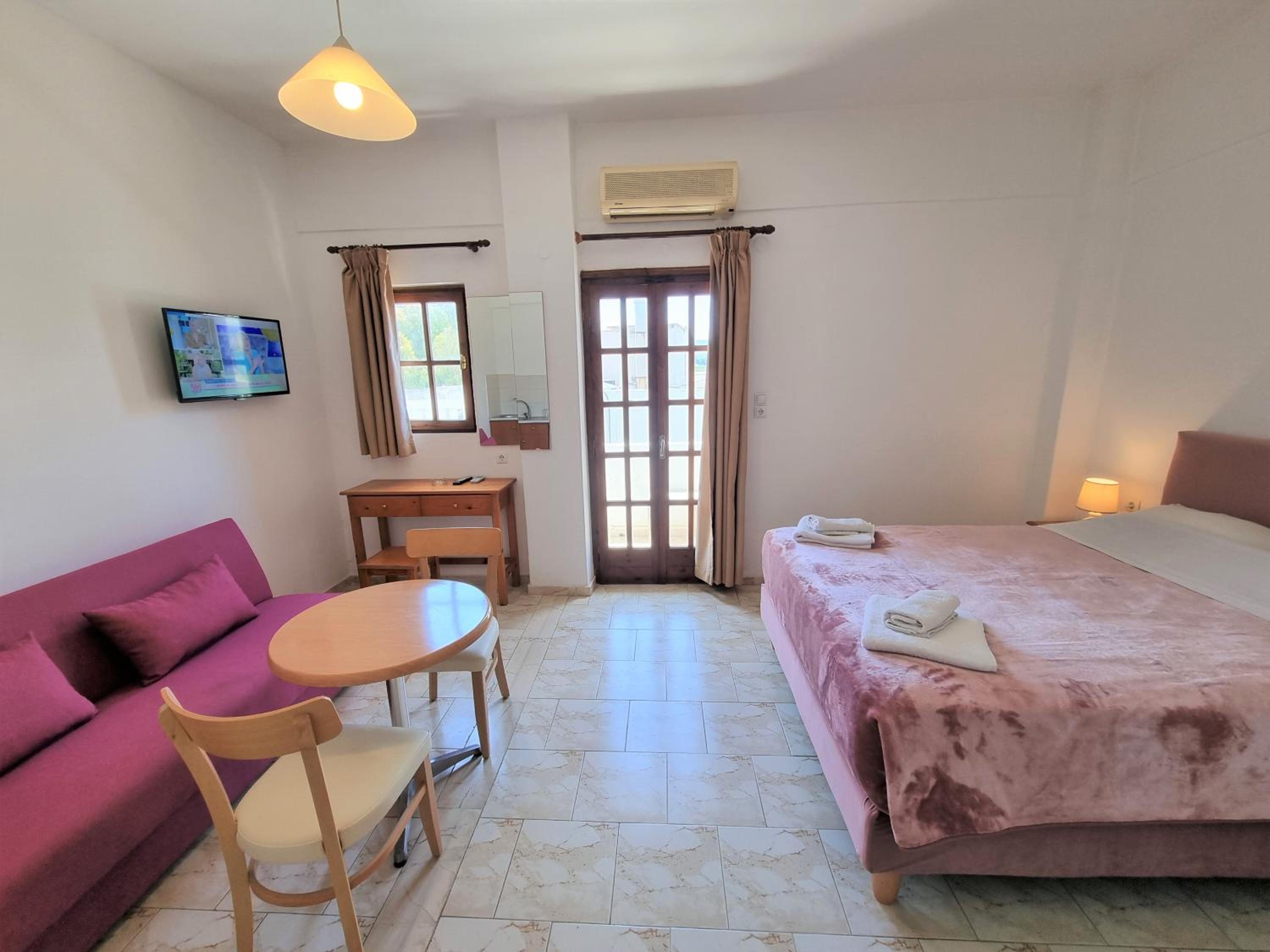 Standard Double or Twin Room with Garden View