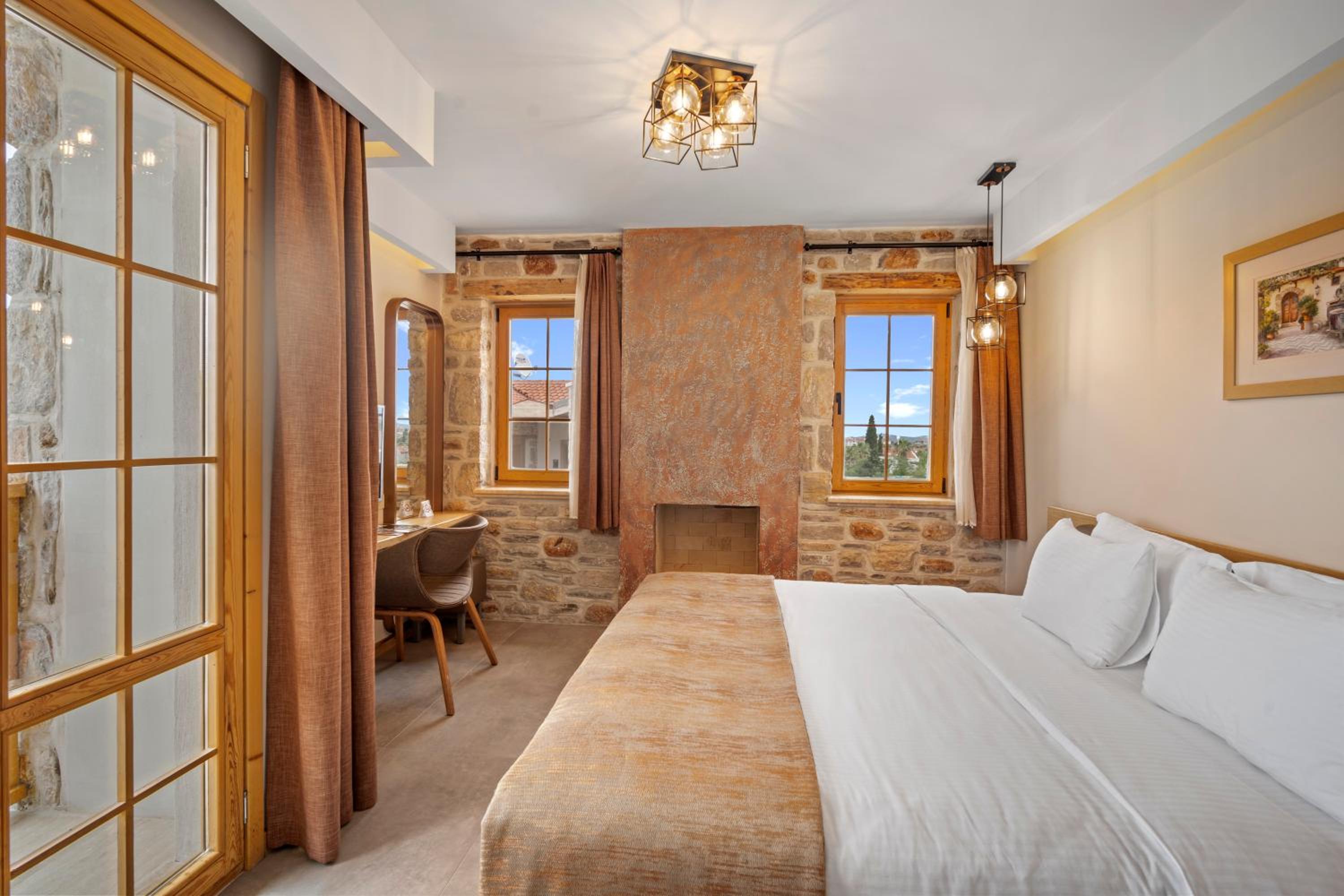 Standard Double Room - Photo 4