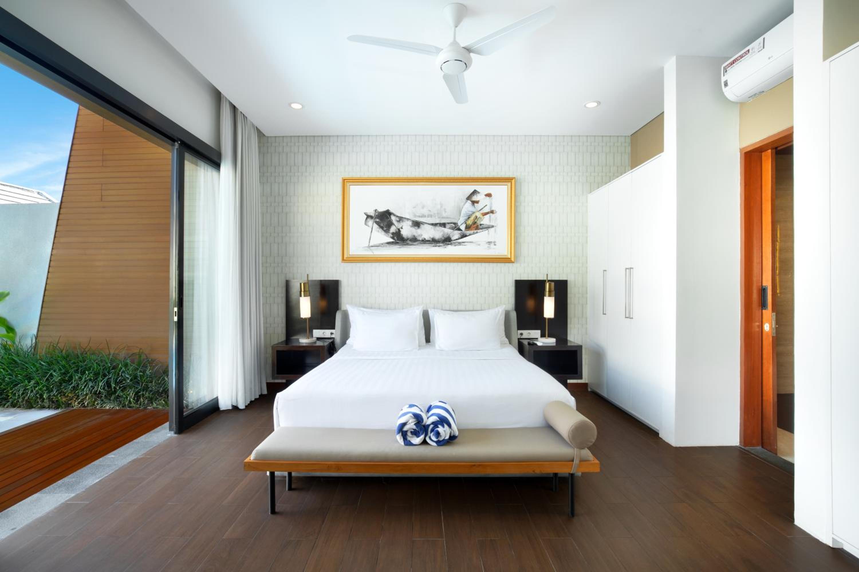 One-Bedroom Villa - Photo 34